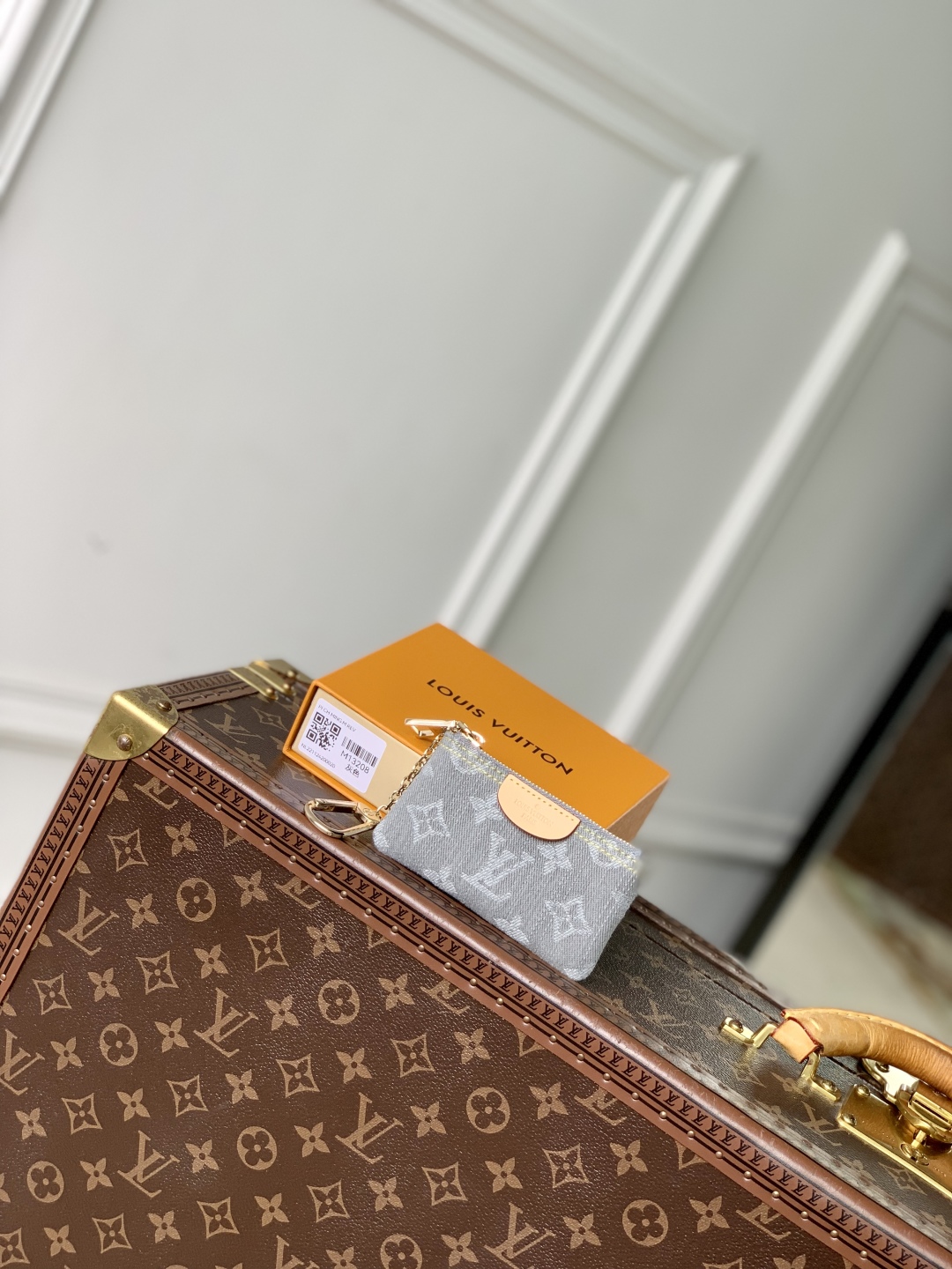 L0vis Vvtt0n Monogram DenimWallet - 12 x 7 x 1.5CM