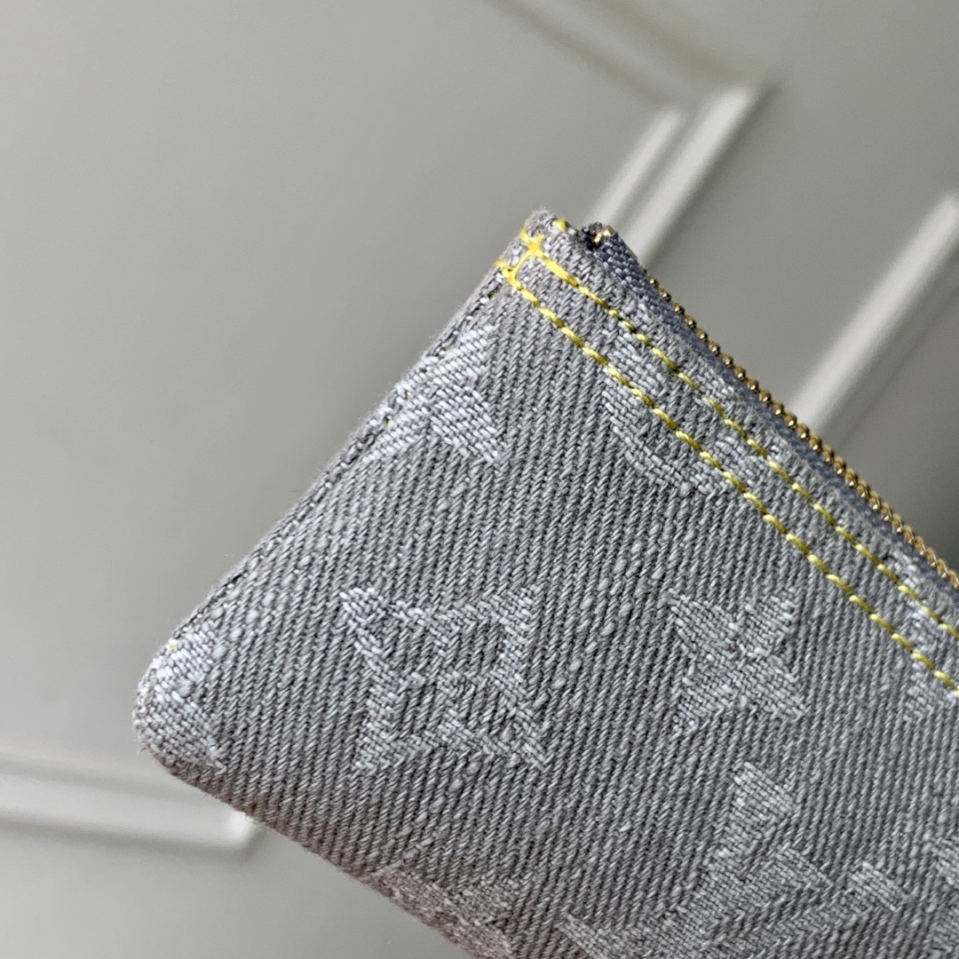 L0vis Vvtt0n Monogram DenimWallet - 12 x 7 x 1.5CM