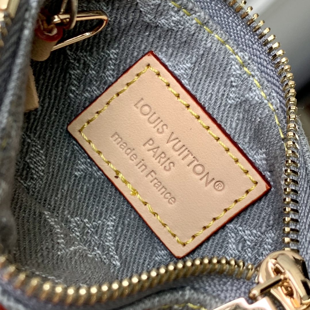 L0vis Vvtt0n Monogram DenimWallet - 12 x 7 x 1.5CM