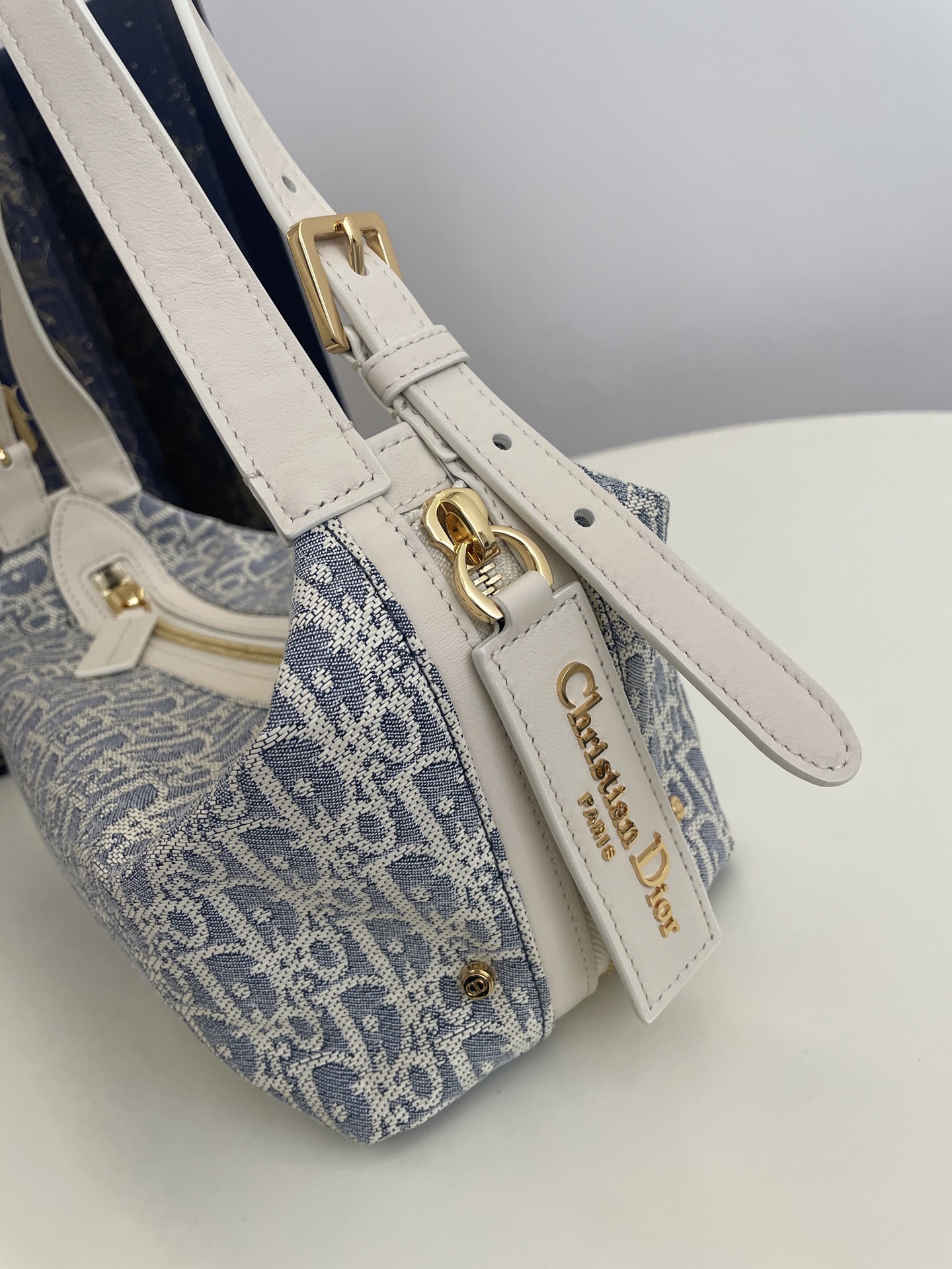 Diro D-Journey Bag-25.5*14.5*14CM