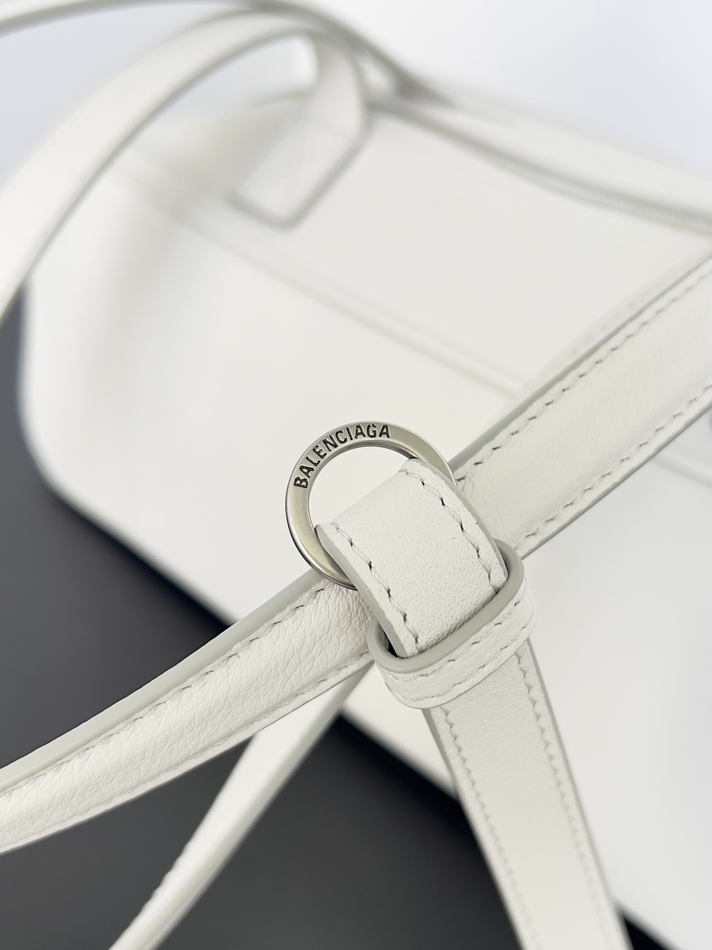 Ba1en*iaga Carrie Bag-30.9*11.9*11.9CM