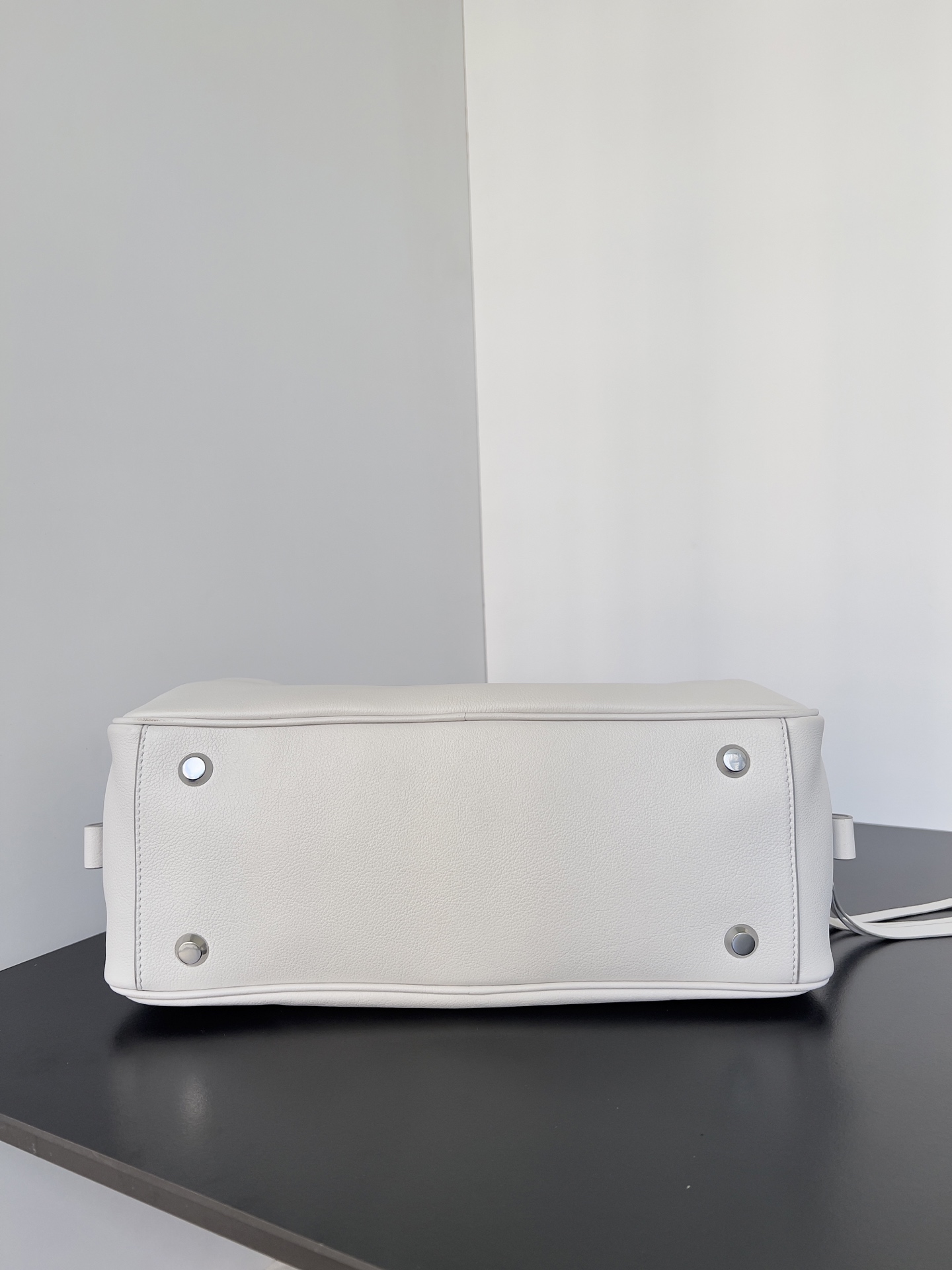 Ba1en*iaga Carrie Bag-30.9*11.9*11.9CM