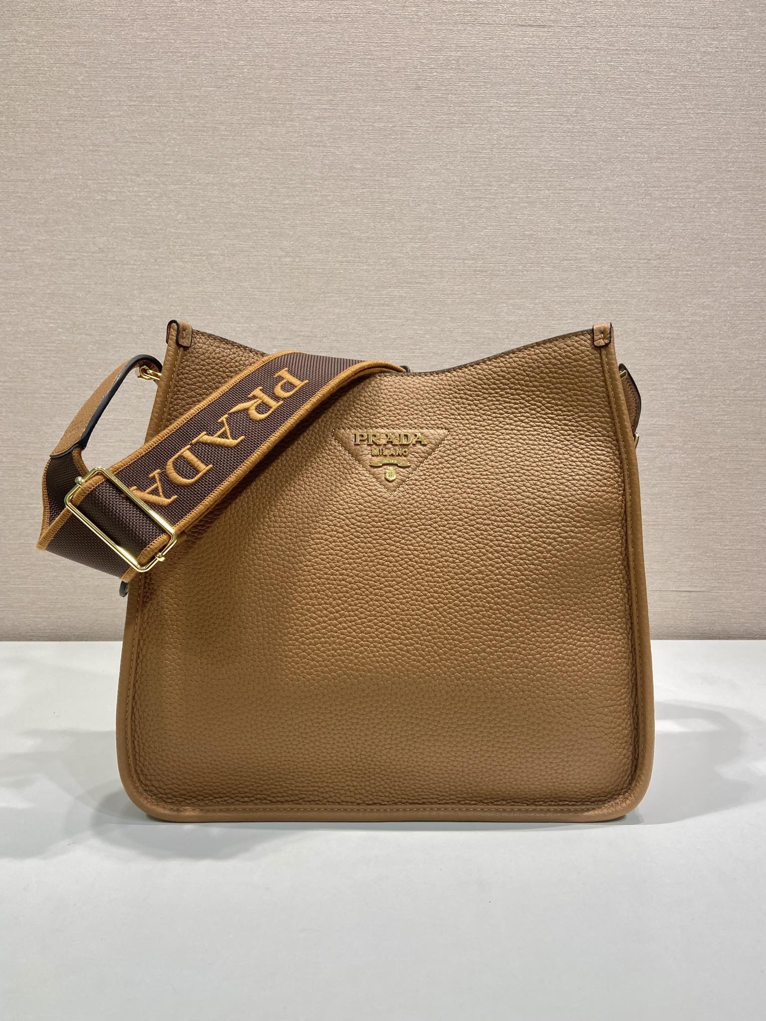 Pra*a 1BC073 Tote-30*28*12CM