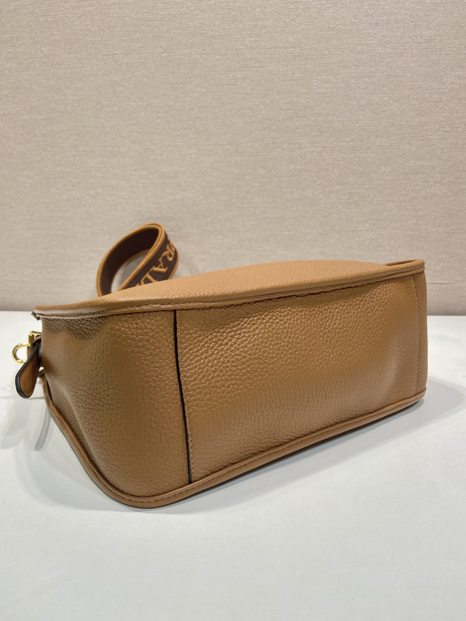 Pra*a 1BC073 Tote-30*28*12CM