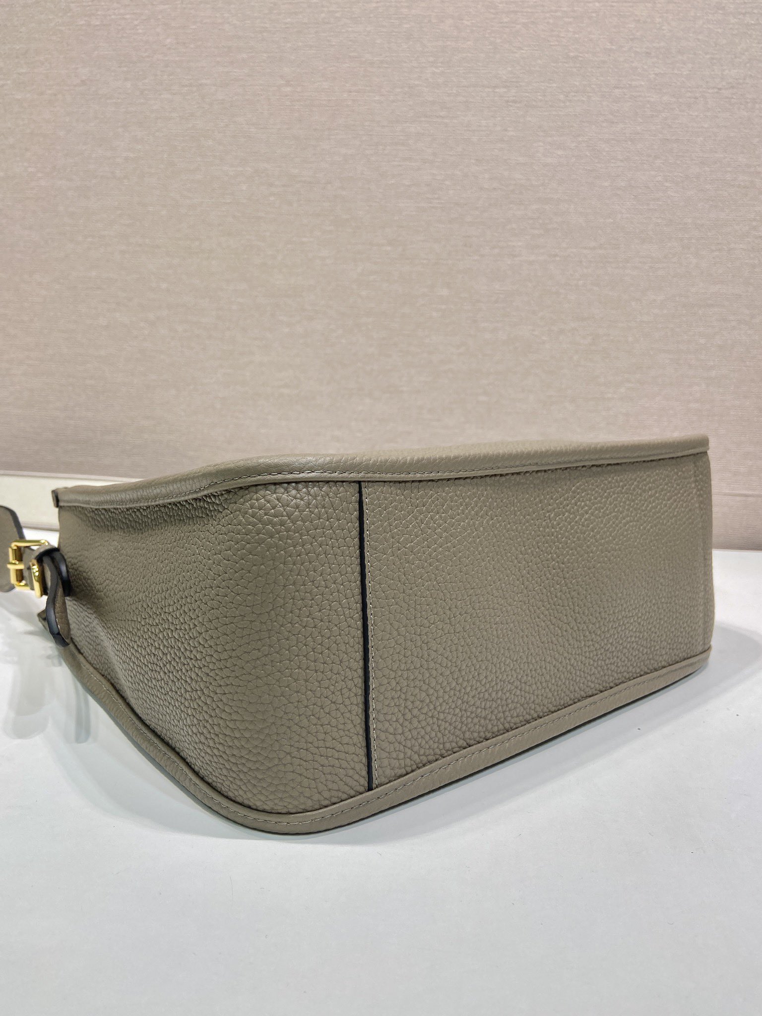 Pra*a 1BC073 Tote-30*28*12CM