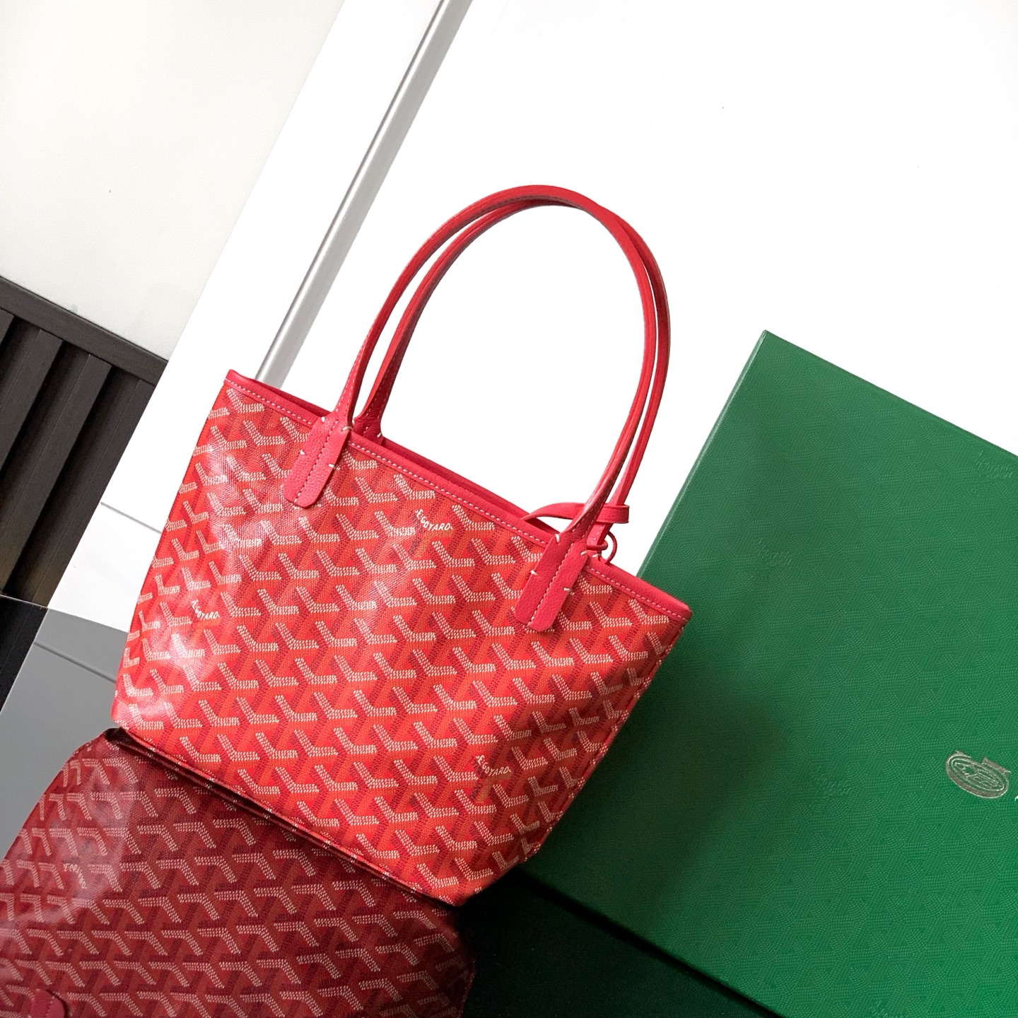 G09ard Anjou Mini Handbags-20*10*20CM