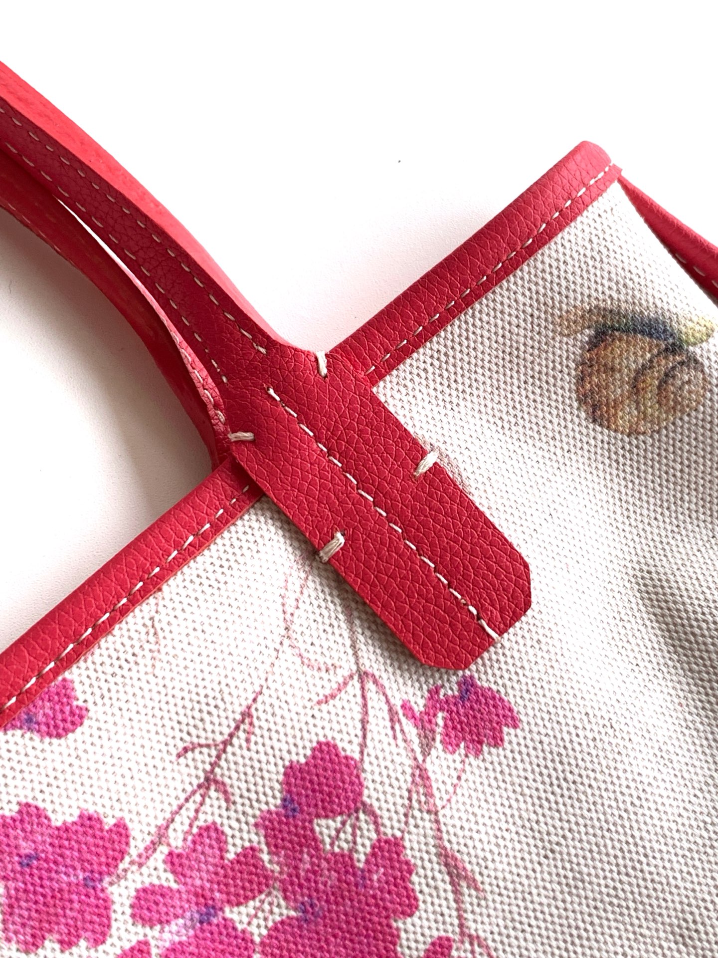 G09ard Anjou Mini Handbags-20*10*20CM