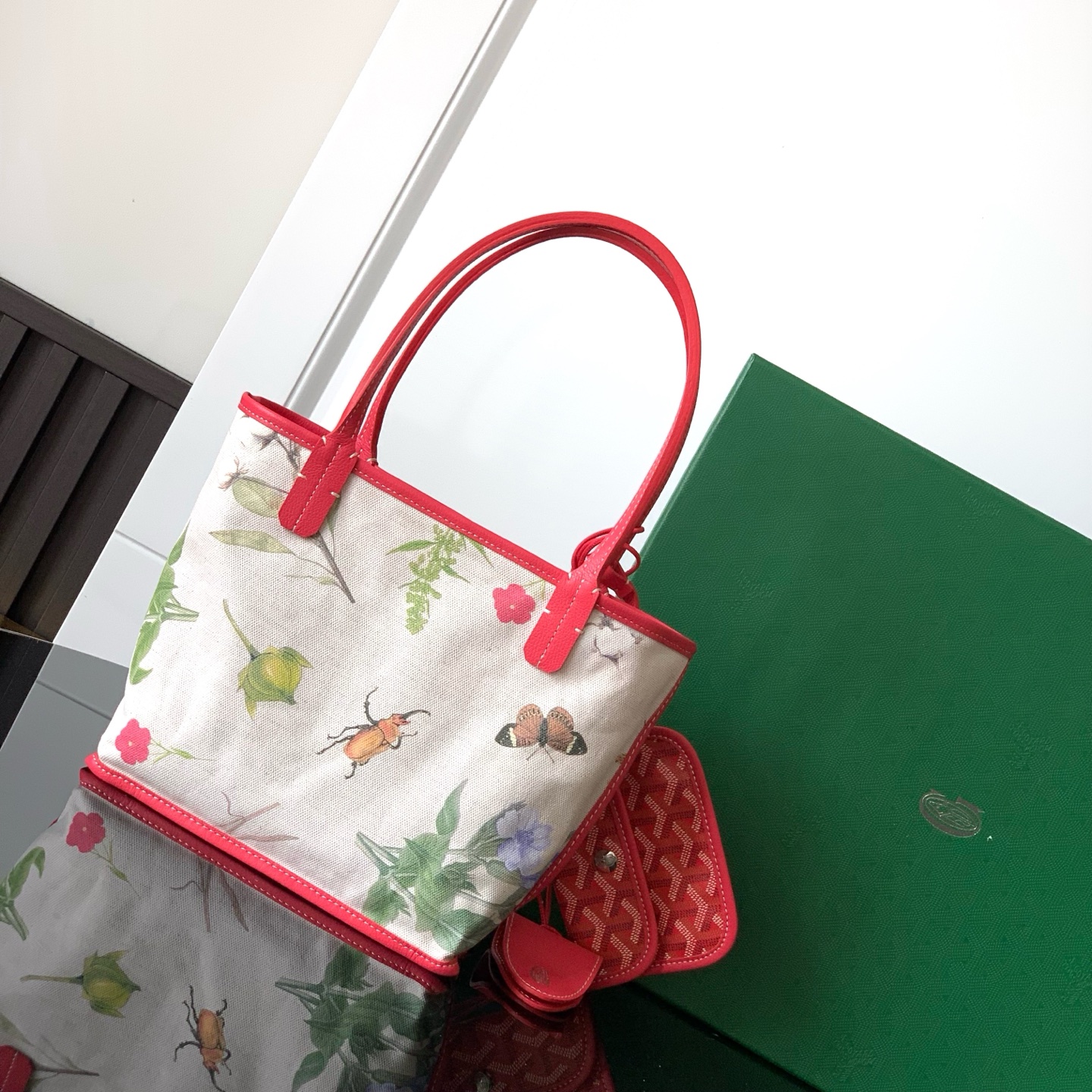 G09ard Anjou Mini Handbags-20*10*20CM