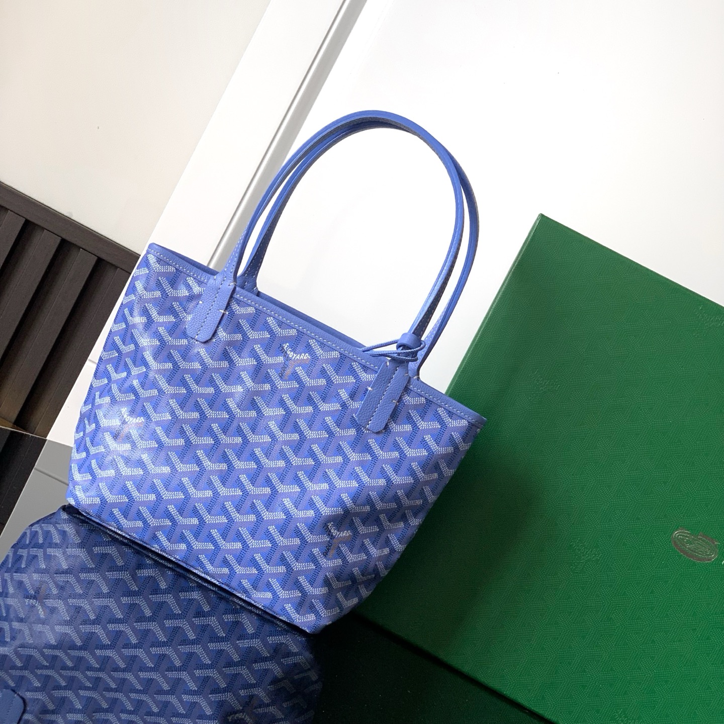 G09ard Anjou Mini Handbags-20*10*20CM