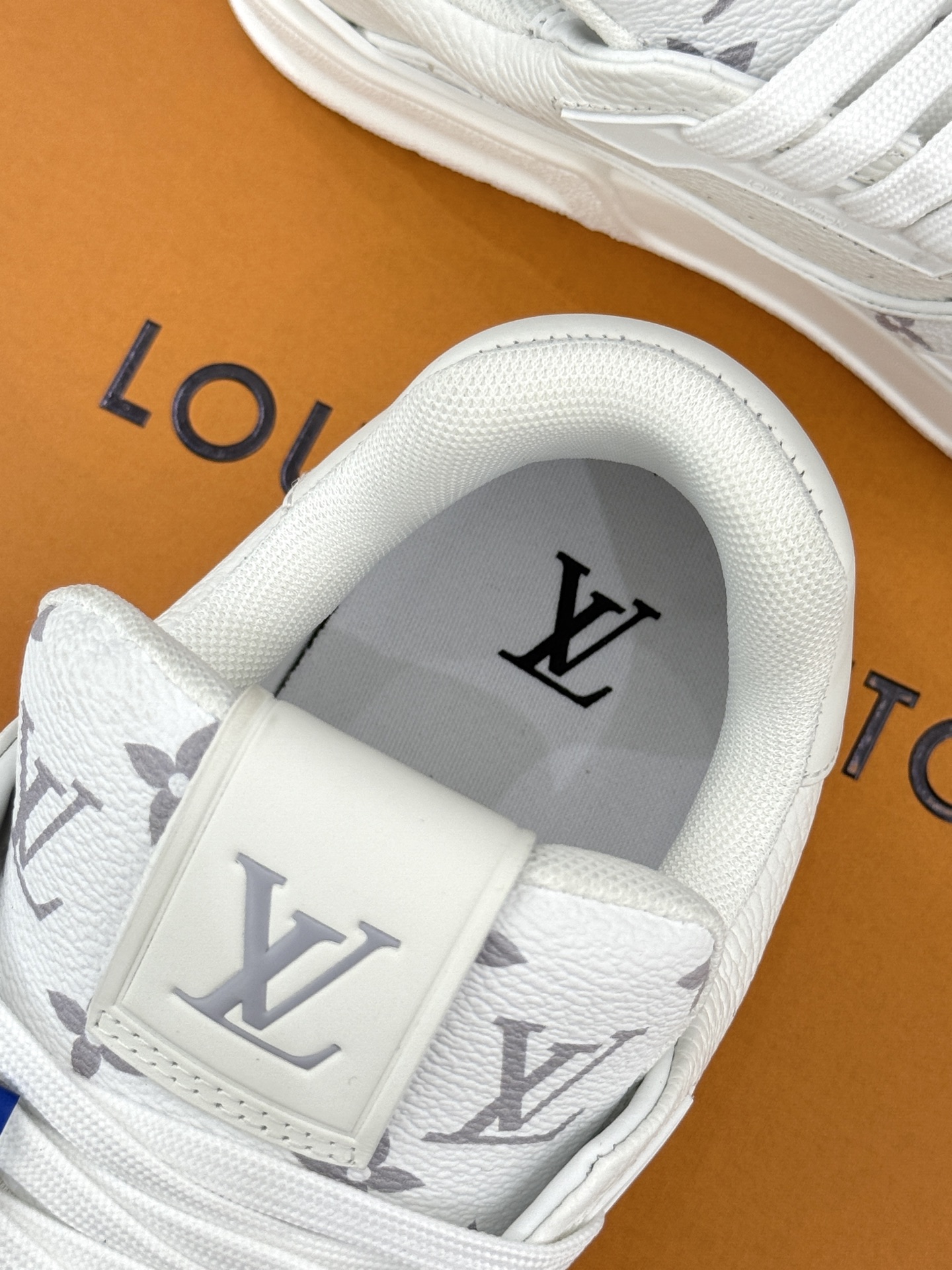 LV Trainer Sneaker (EU35-46)