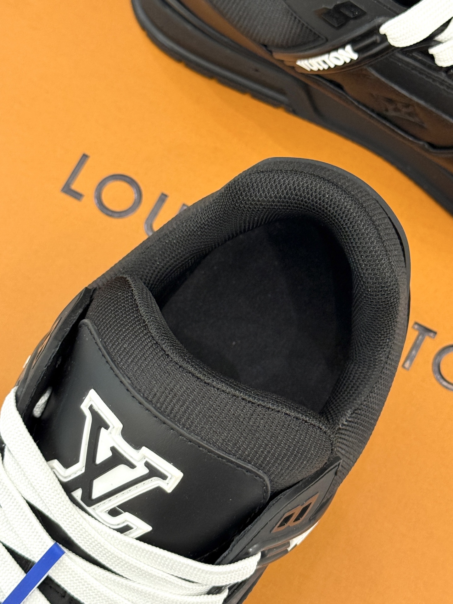 LV Trainer Sneaker (EU35-46)