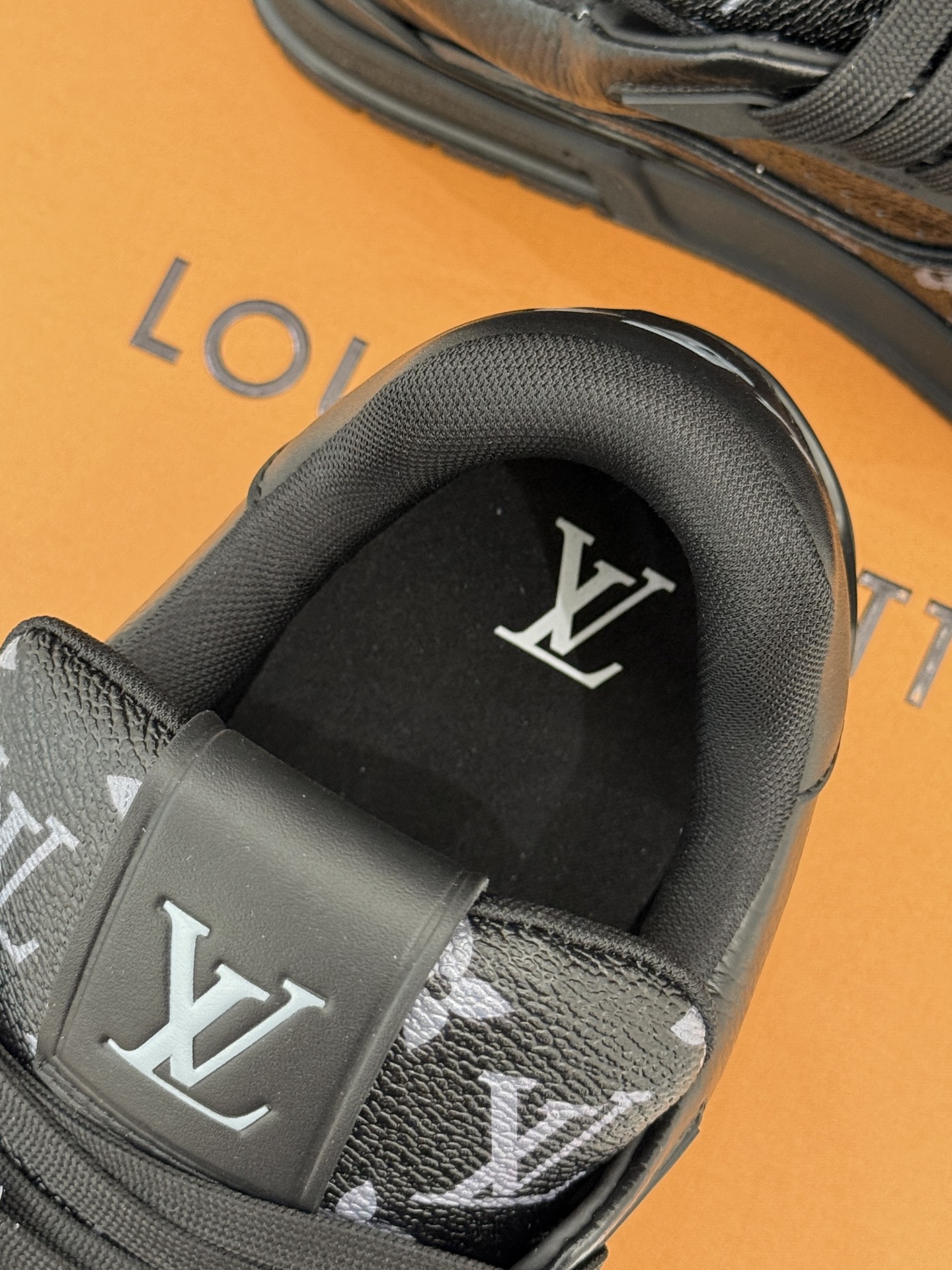 LV Trainer Sneaker (EU35-46)