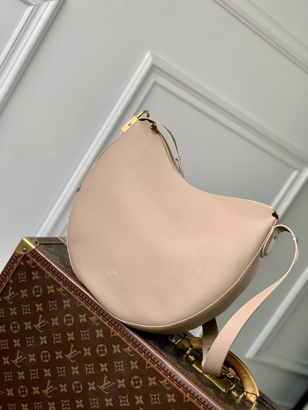 L0vis Vvtt0n Low Key Cookie Bag-M14417-26 x 5 x 32CM