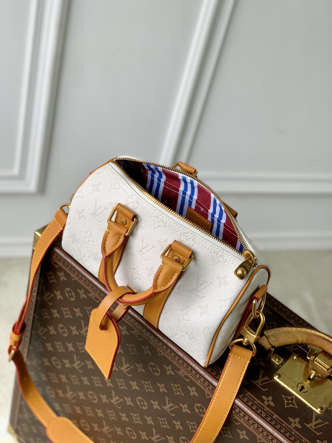 Lv Keepall Bandoulière 25-25x 19 x 15CM