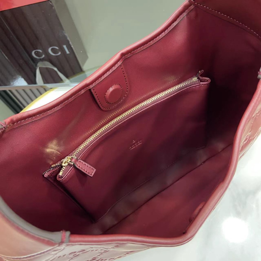Gvc*1 Body Shoulder Bag-42*36*2CM