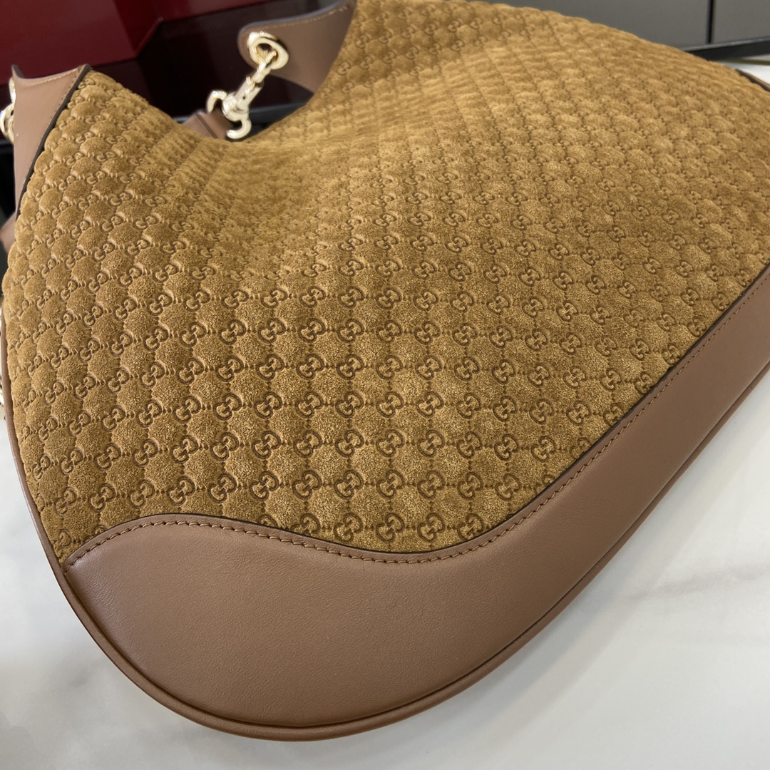 Gvc*1 Body Shoulder Bag-42*36*2CM