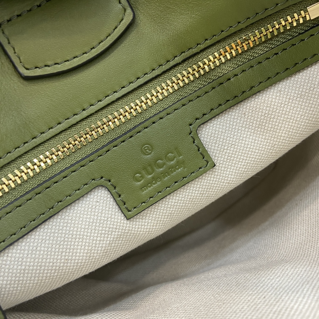 Gvc*1 73 Small Bucket Bag -18.5*20*8.5CM