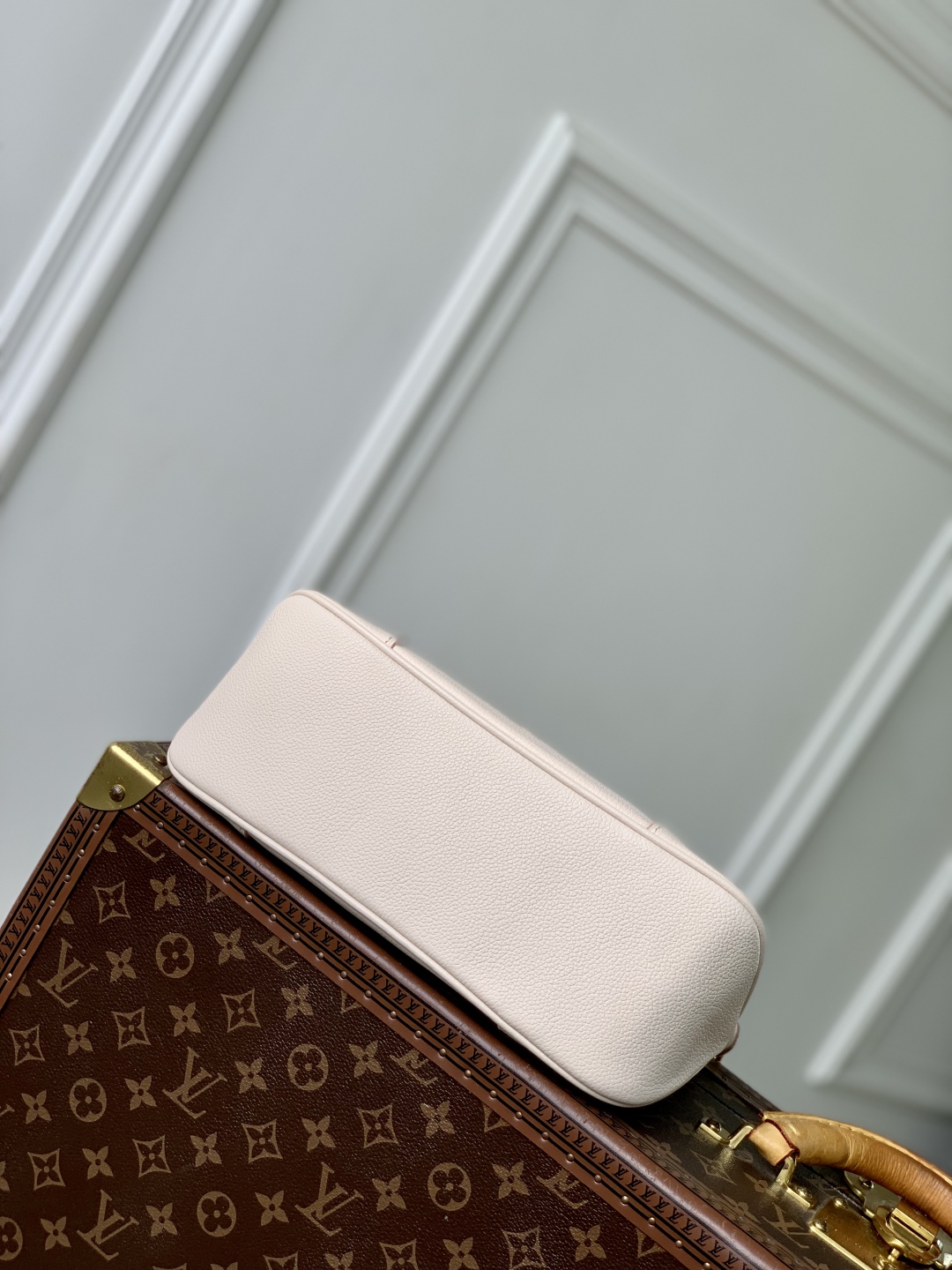 l0vis Vvtt0n boulogne bag-29x16x9.5cm