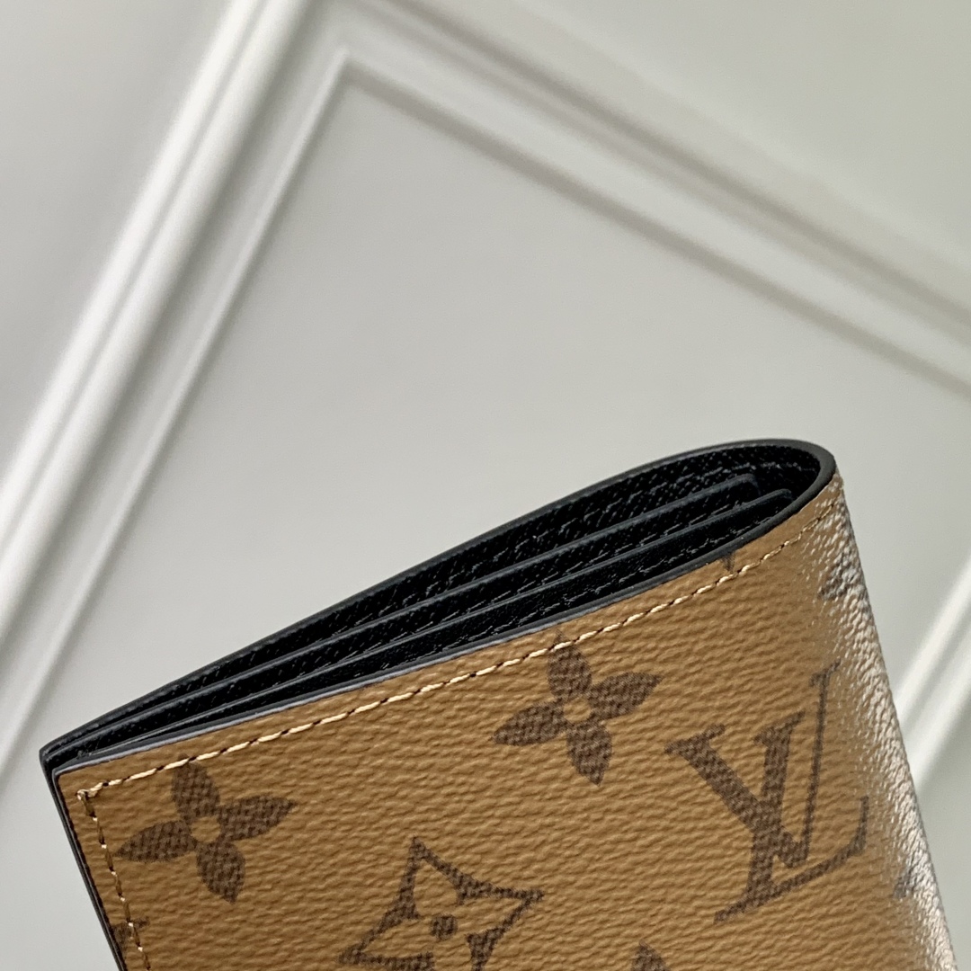 L0vis Vvtt0n Wallet-14 x 2.5 x 10CM