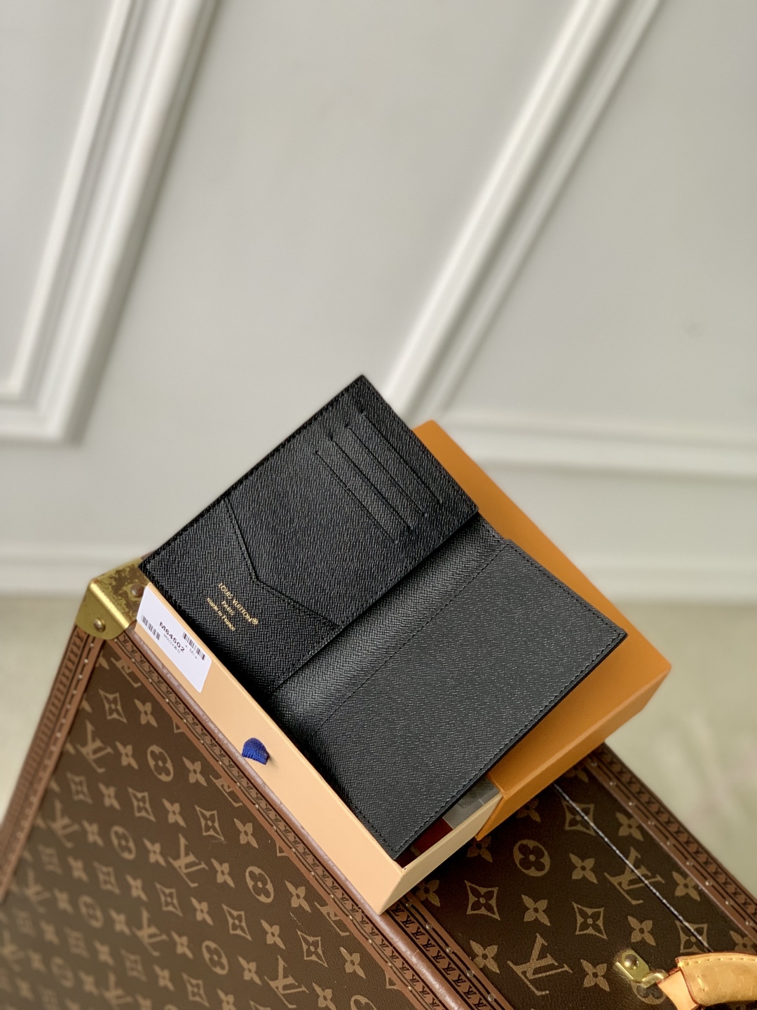 L0vis Vvtt0n Wallet-14 x 2.5 x 10CM