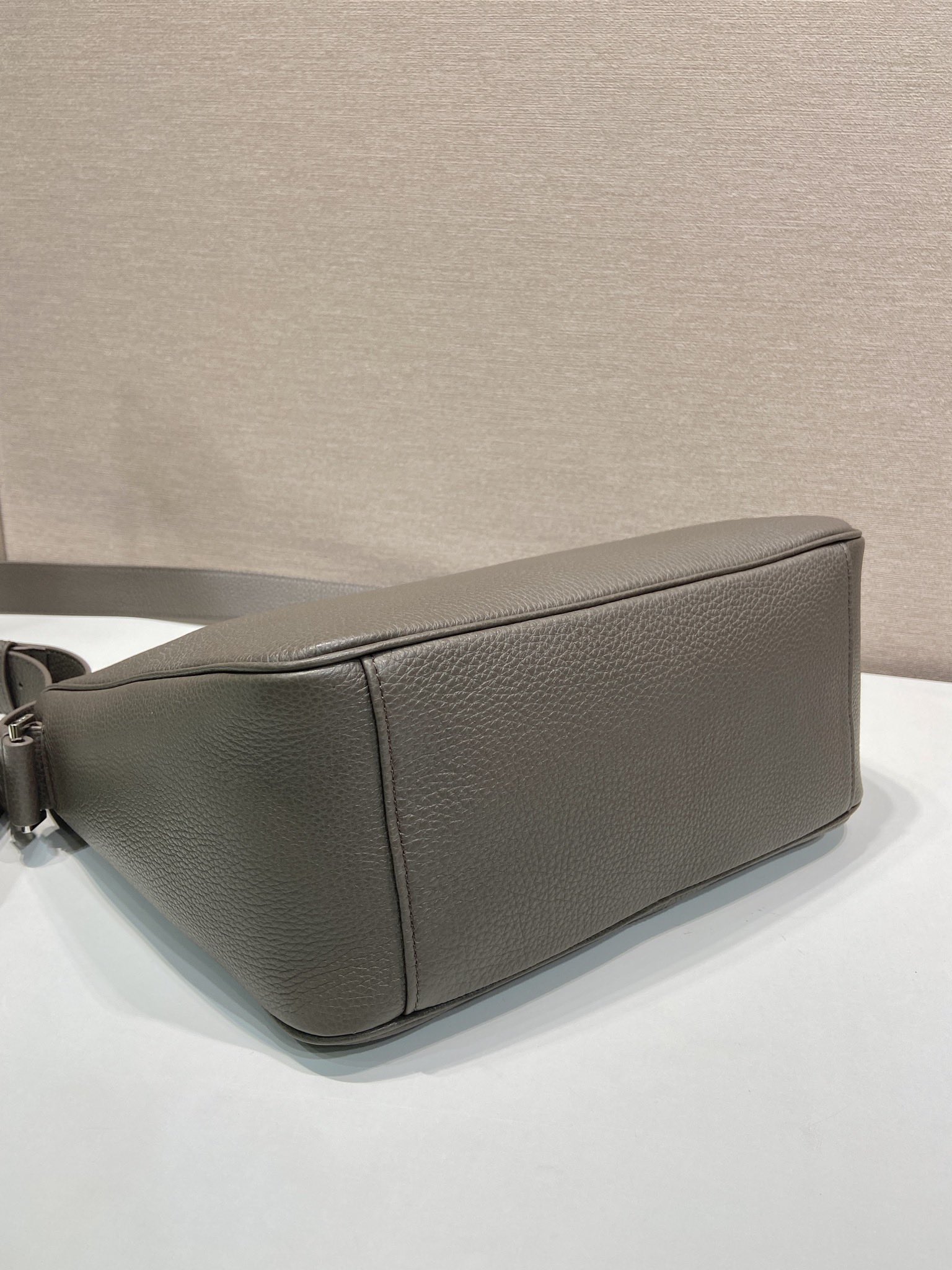 Pra*a Leather Shoulder Bag-2VH182-30*24*13CM