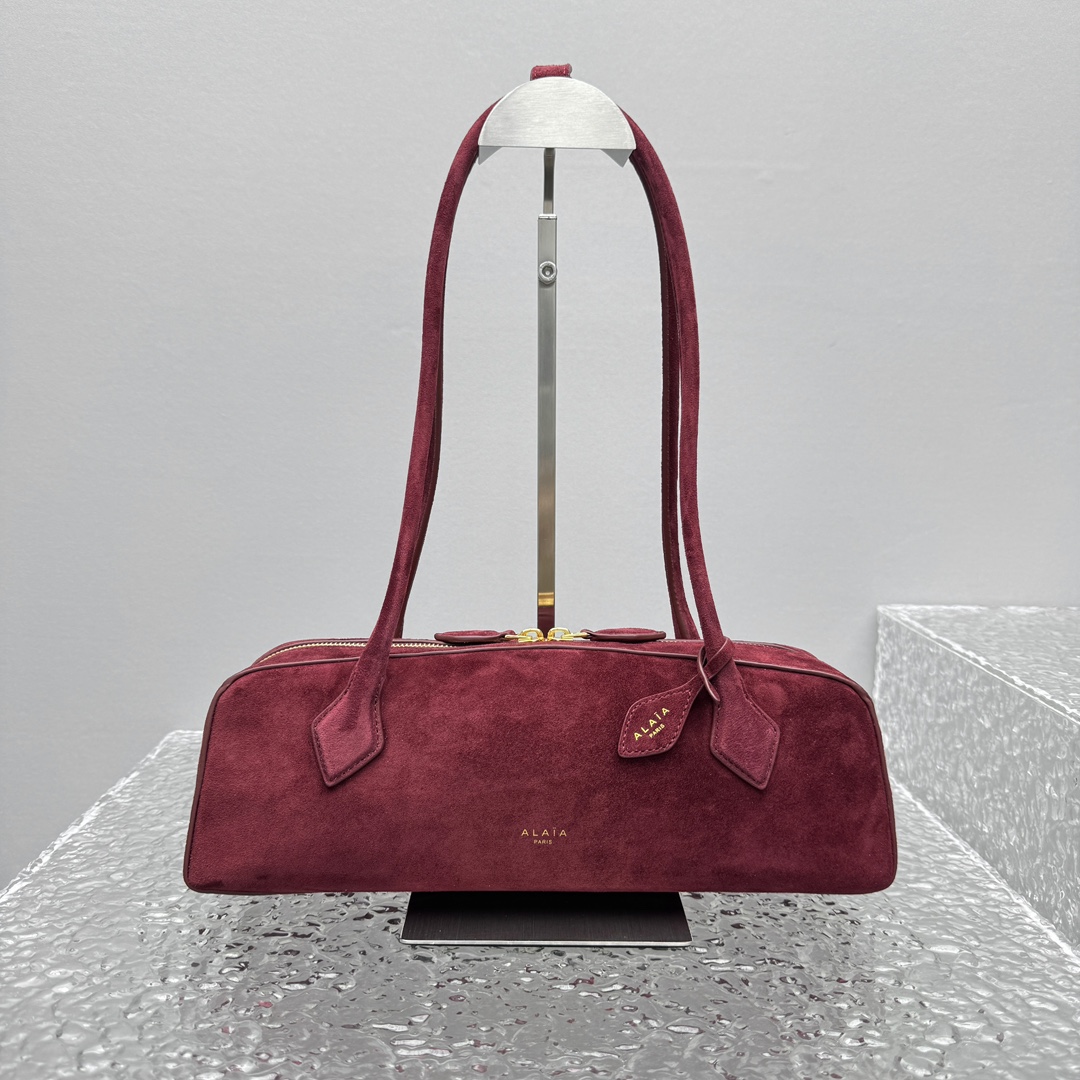 Alaïa Le Teckel "Sausage Dog" Shoulder Bag-32*13*10CM