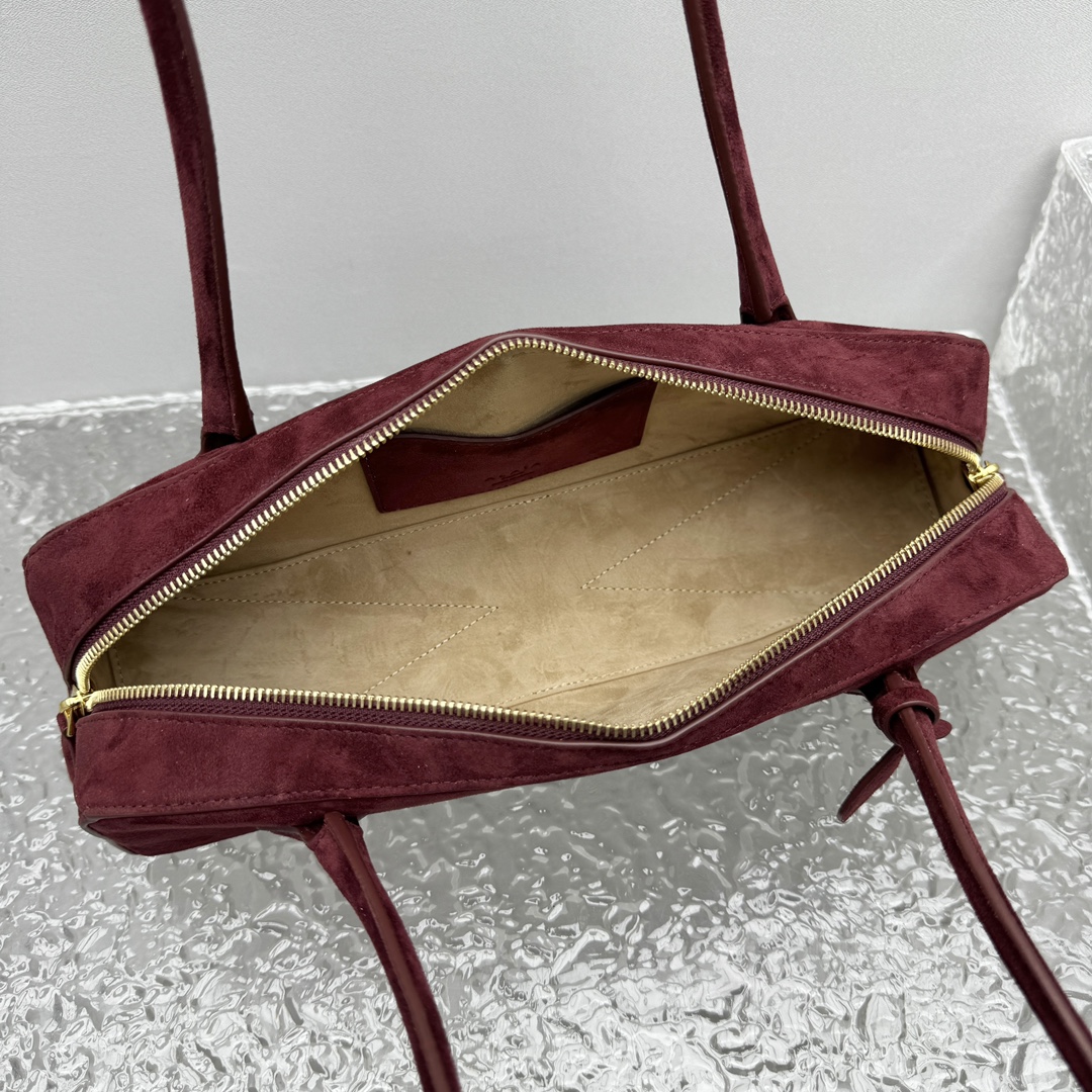Alaïa Le Teckel "Sausage Dog" Shoulder Bag-32*13*10CM