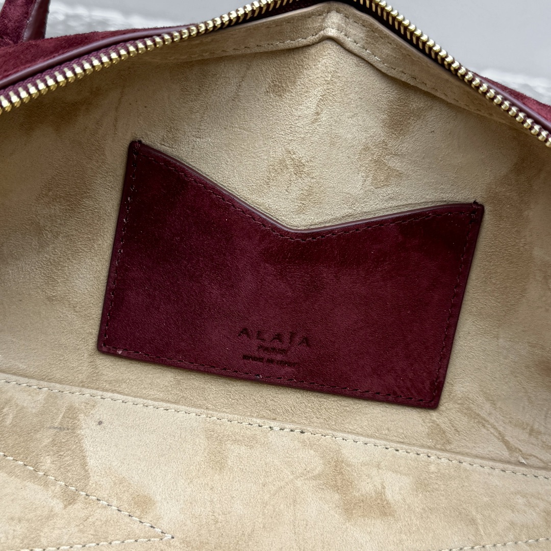 Alaïa Le Teckel "Sausage Dog" Shoulder Bag-32*13*10CM