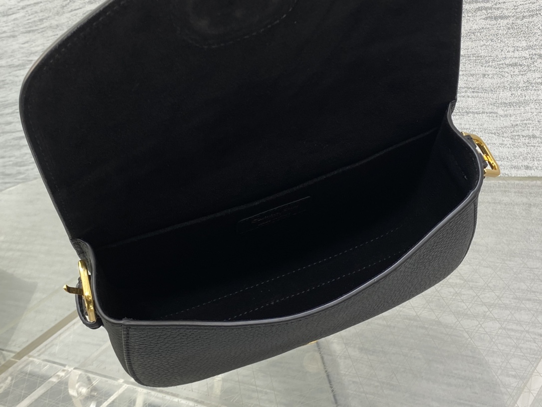 Di0r Bobby East-West Bag-22*6*17CM