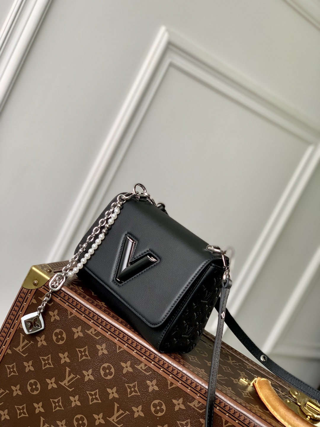 LV Twist Slim Bags-M14636-15 x 7 x 19CM
