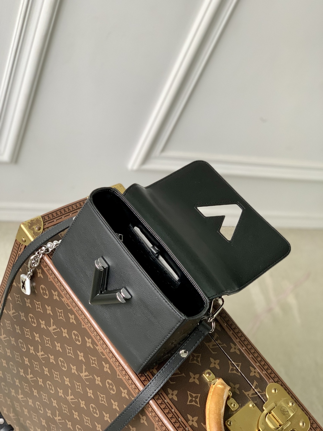 LV Twist Slim Bags-M14636-15 x 7 x 19CM