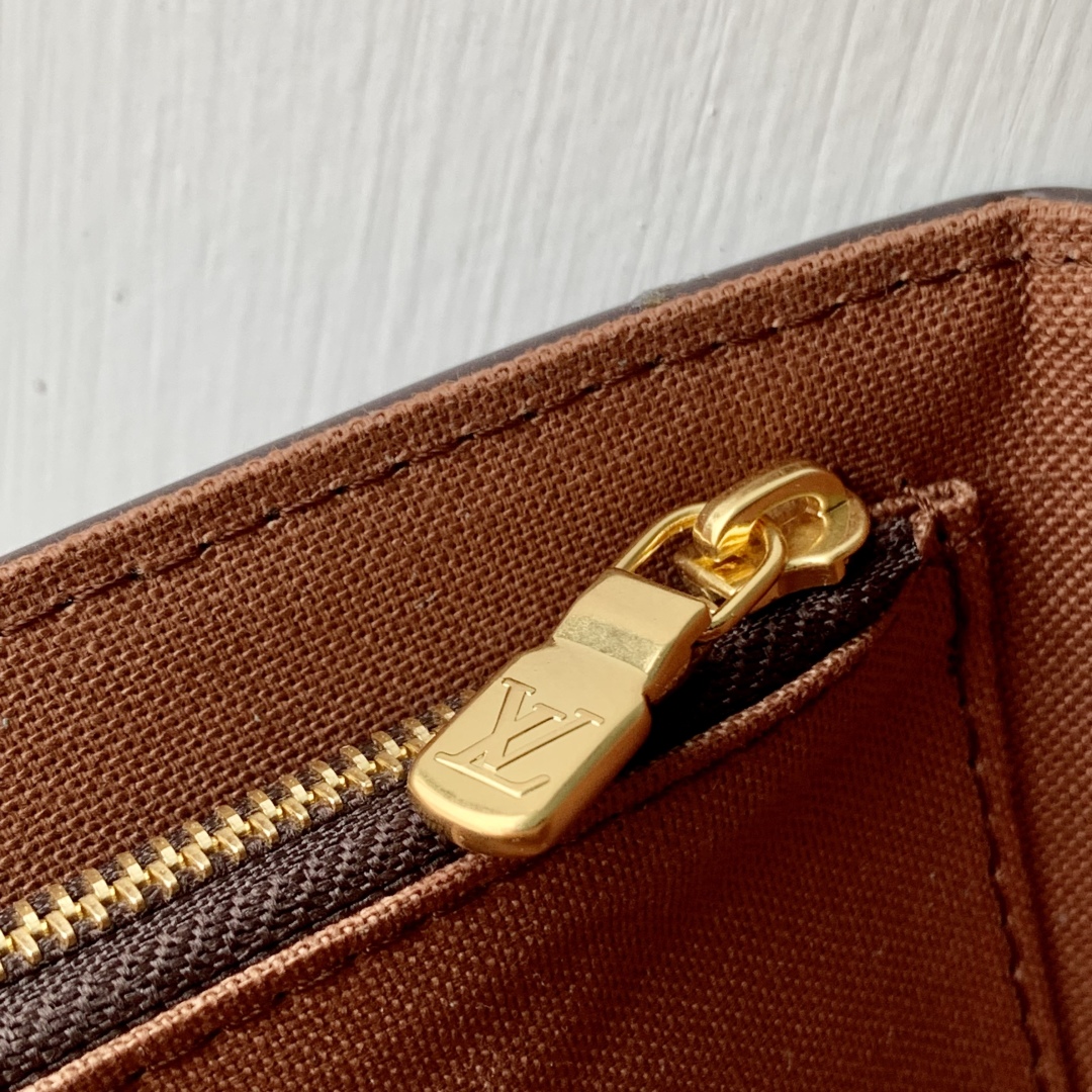 l0vis Vvtt0n steamer bag m14738-11 x 6.5 x 1820cm