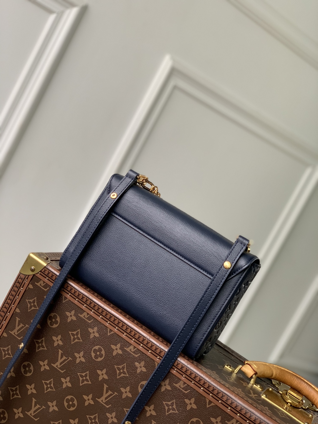 L0vis Vvtt0n Twist MM Slim Bag-M14341-23 × 16 × 8CM