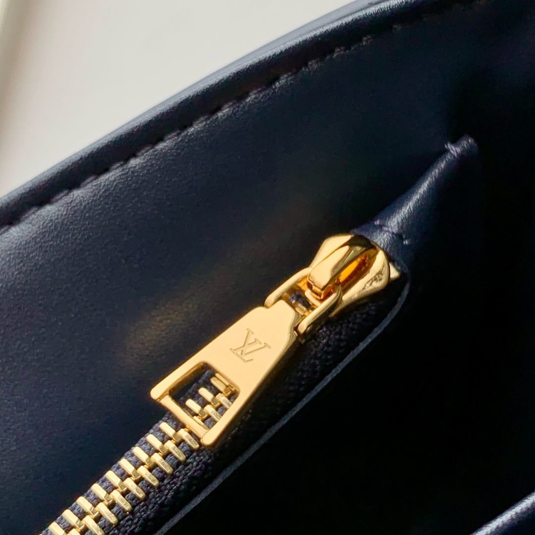 L0vis Vvtt0n Twist MM Slim Bag-M14341-23 × 16 × 8CM