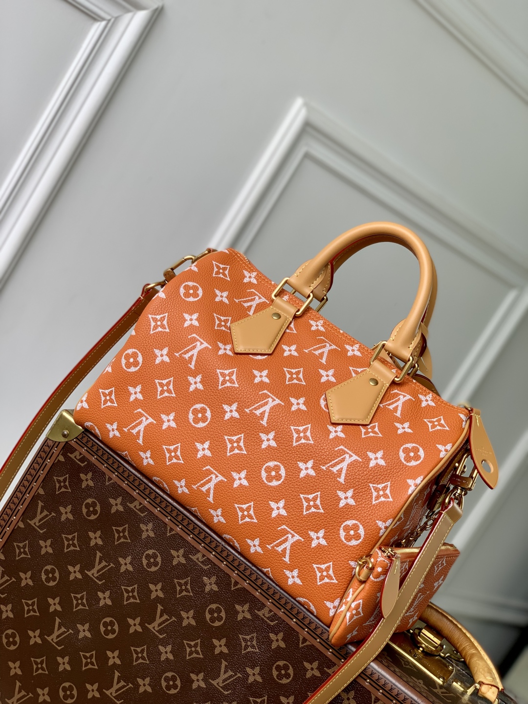 l0vis Vvtt0n speedy p9 bandoulière 30-22.5 x 18 x 32cm