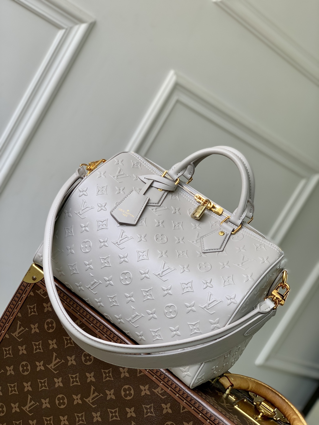 L0vis Vvtt0n Speedy Soft 30 Bag -21 x 17 x 30CM