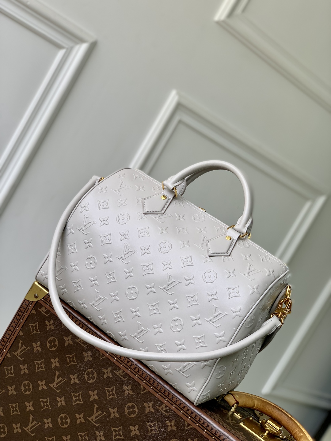 L0vis Vvtt0n Speedy Soft 30 Bag -21 x 17 x 30CM