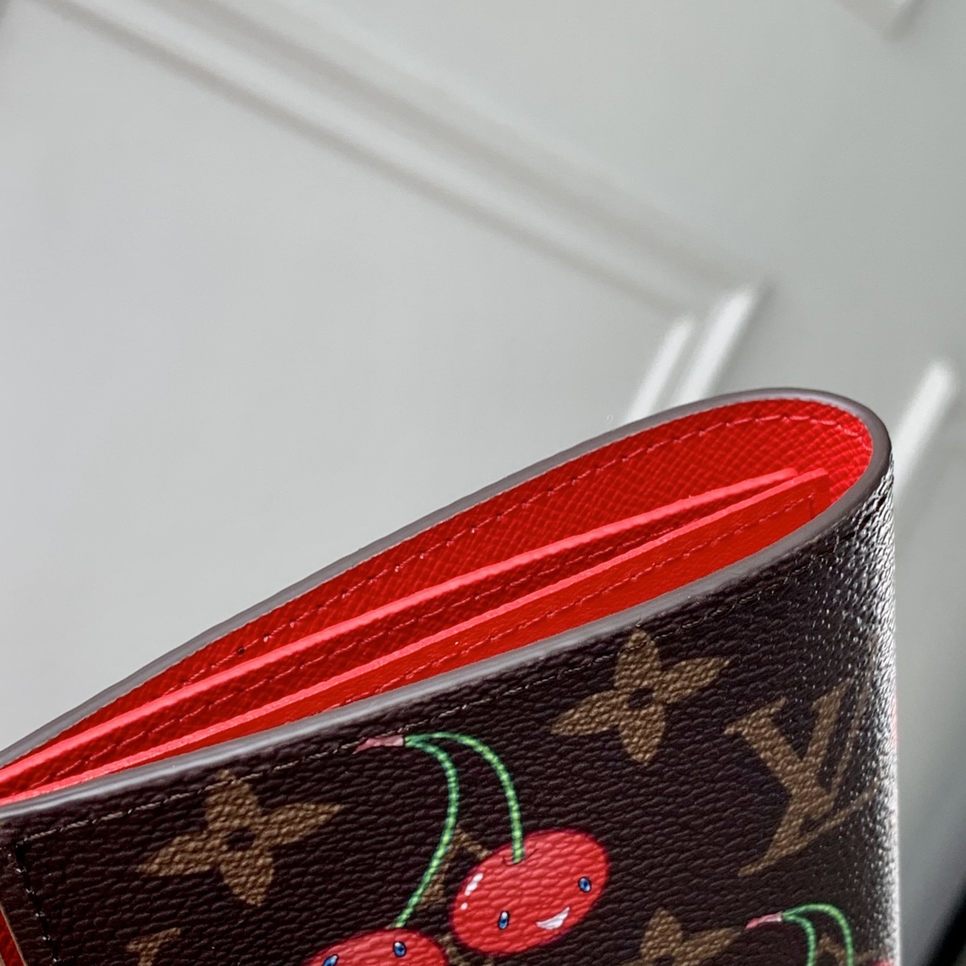 L0vis Vvtt0n Wallet-14 x 2.5 x 10CM