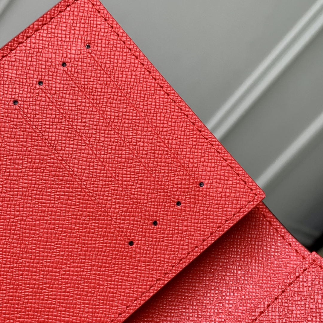 L0vis Vvtt0n Wallet-14 x 2.5 x 10CM