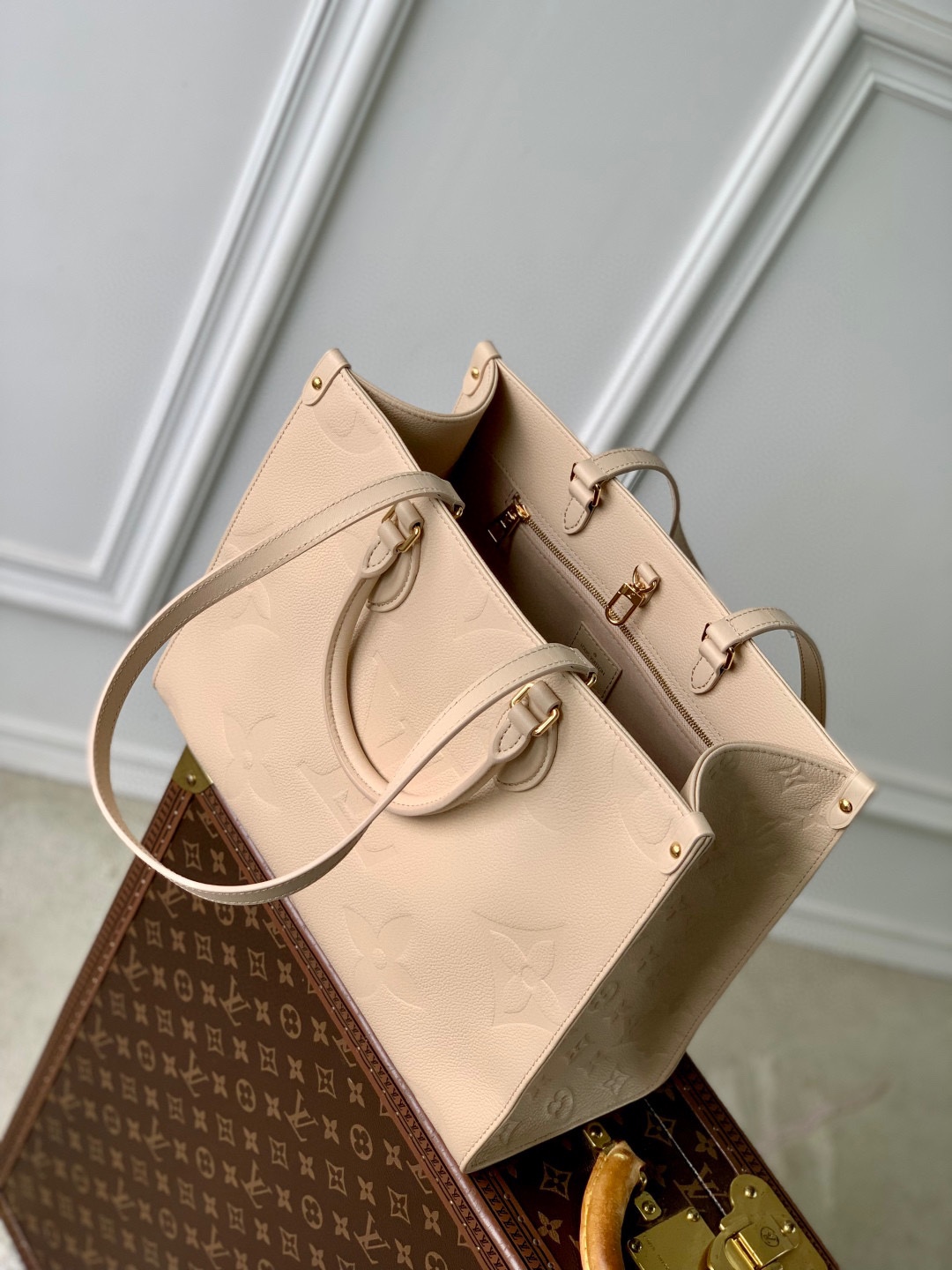 L0vis Vvtt0n Onthego Handbag-35*27*14CM
