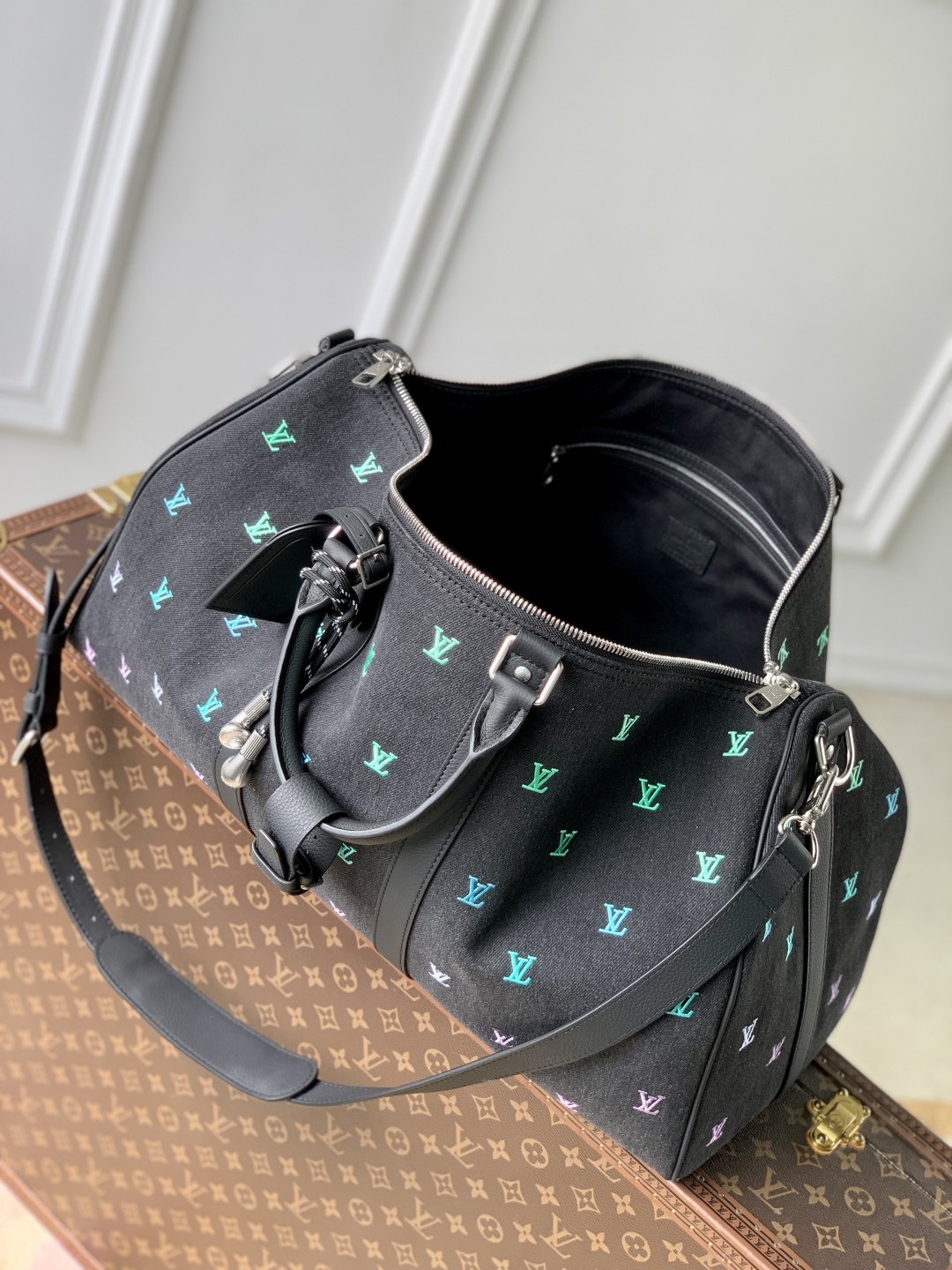 L0vis Vvtt0n Keepall Bandoulière 50- M13966-50 x 29 x 23CM