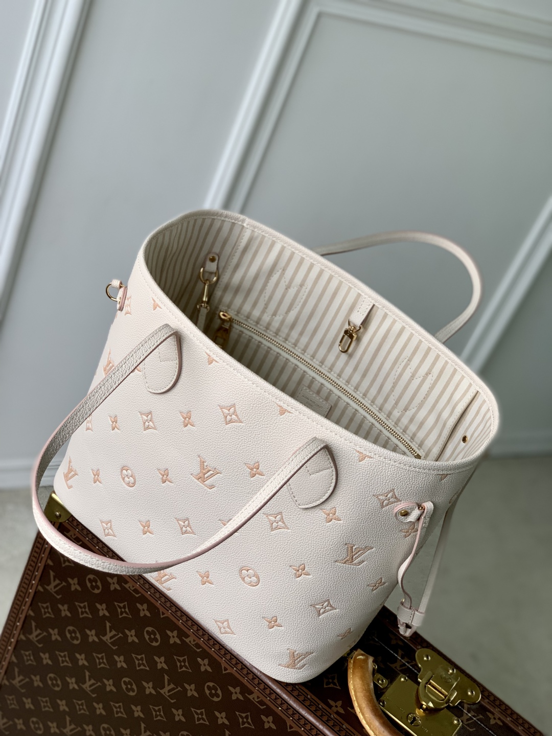 L0vis Vvtt0n Neverfull MM-31*28*14CM