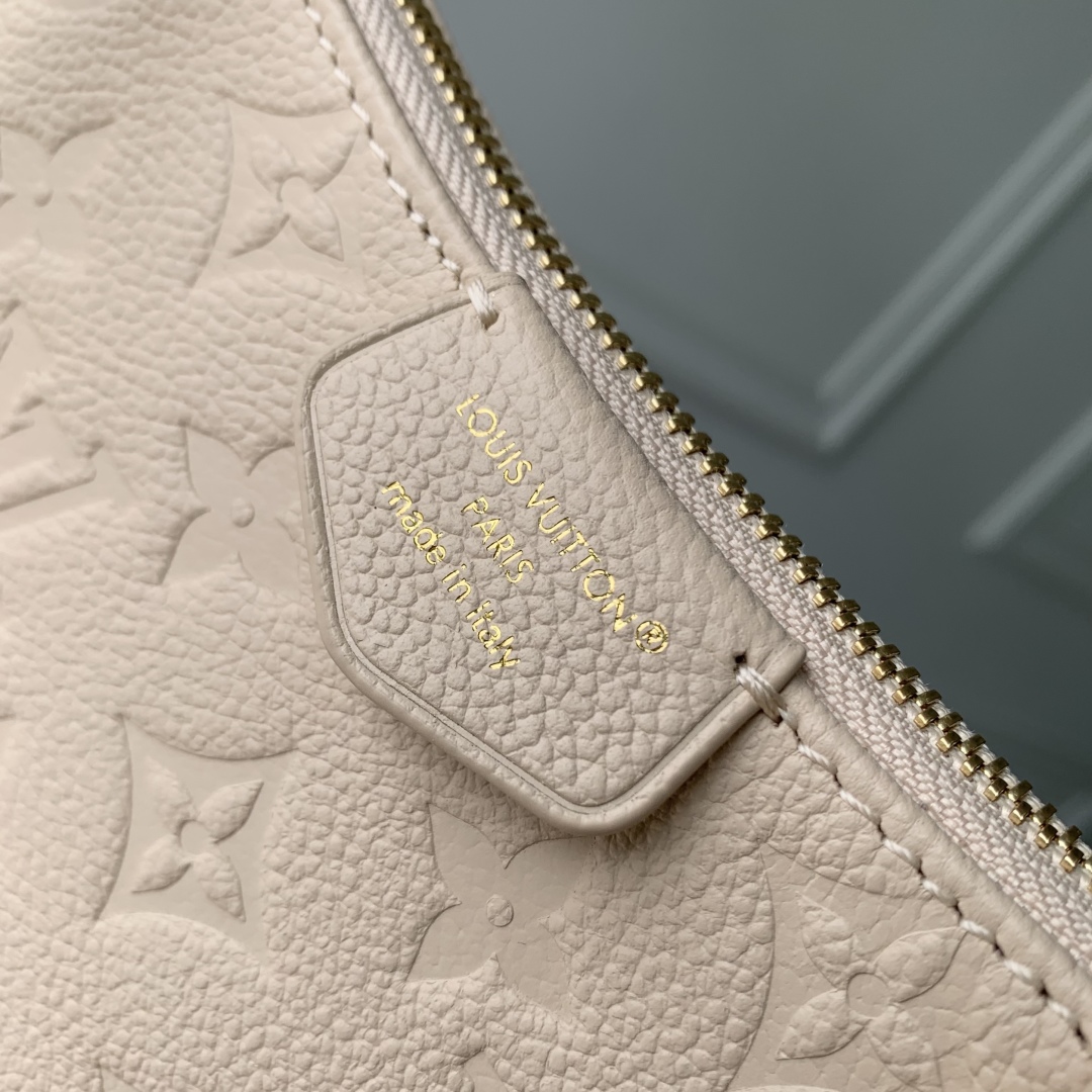 l0vis Vvtt0n easy pouch on strap-19x11.5x3cm