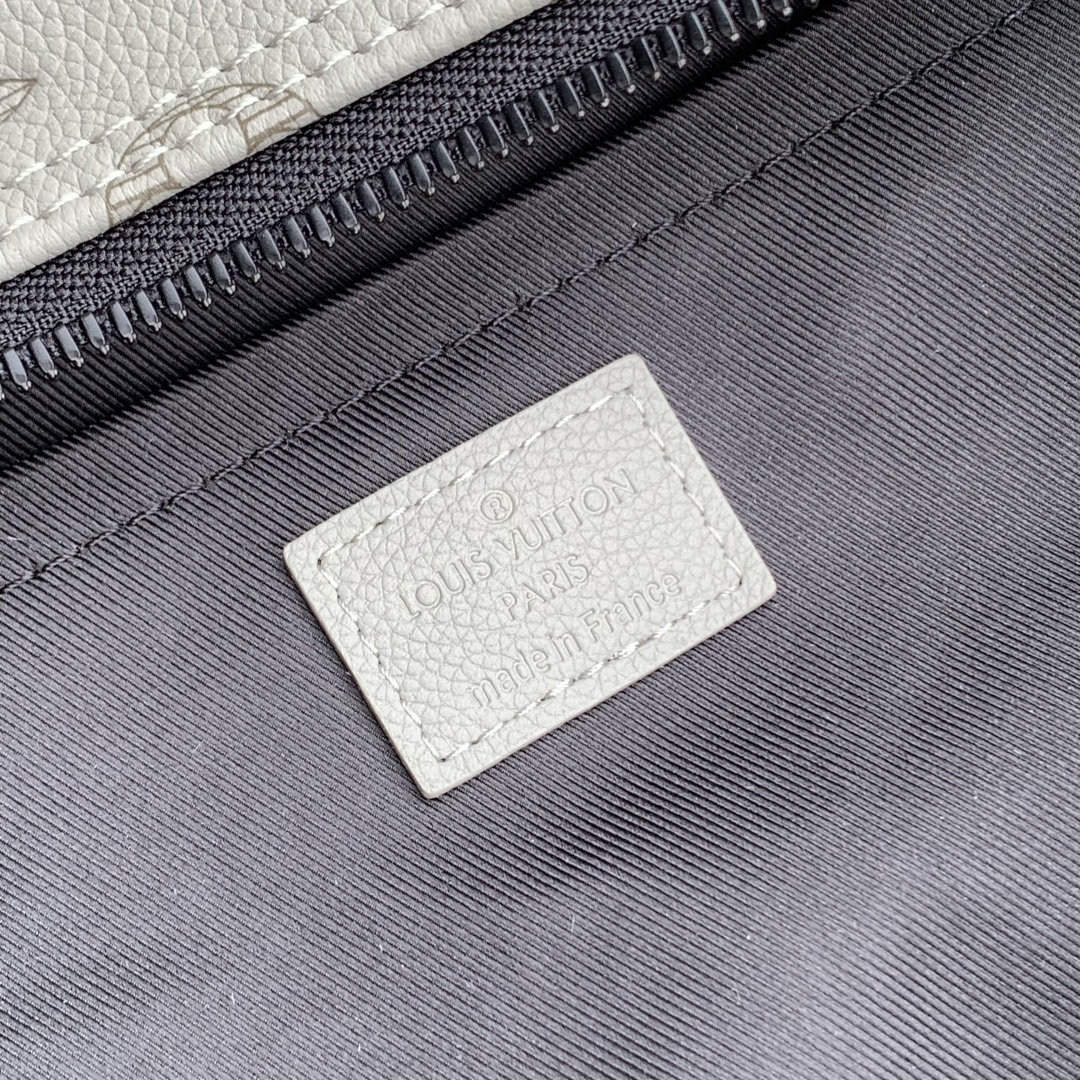 l0vis Vvtt0n hobo hamac bag-19 x 10 x 39cm