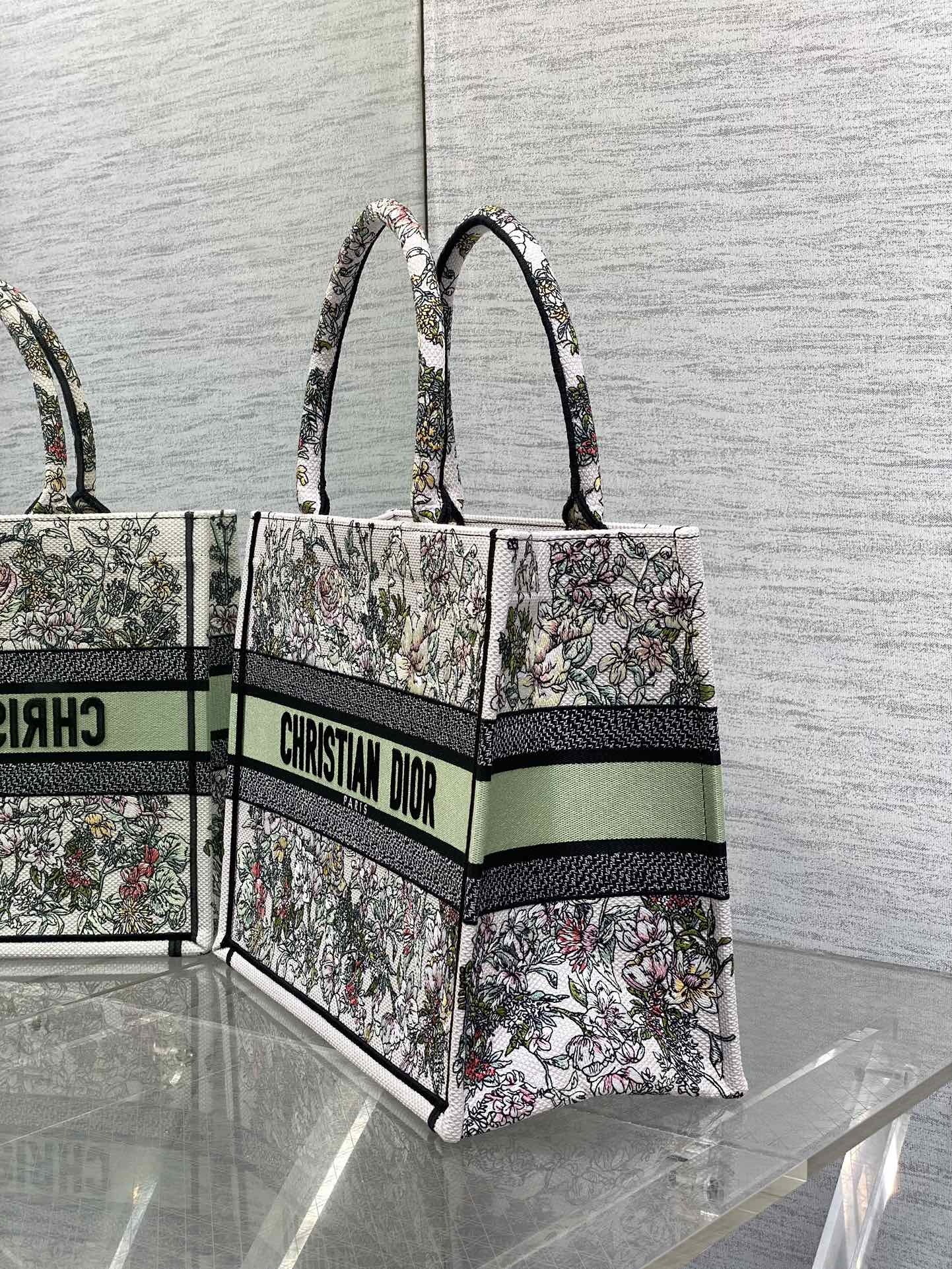 Diro Book Tote-36×16×27CM
