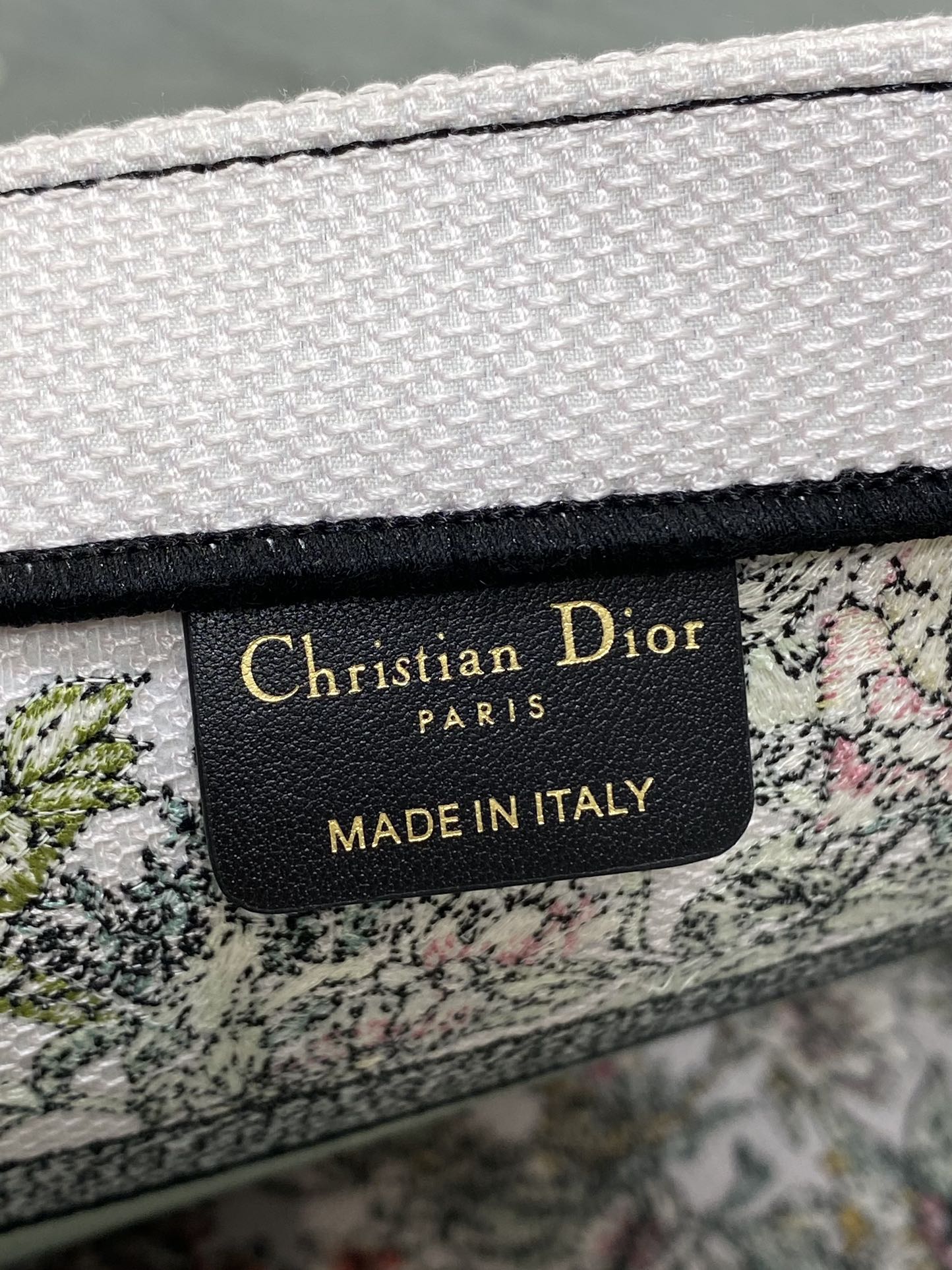 Diro Book Tote-36×16×27CM
