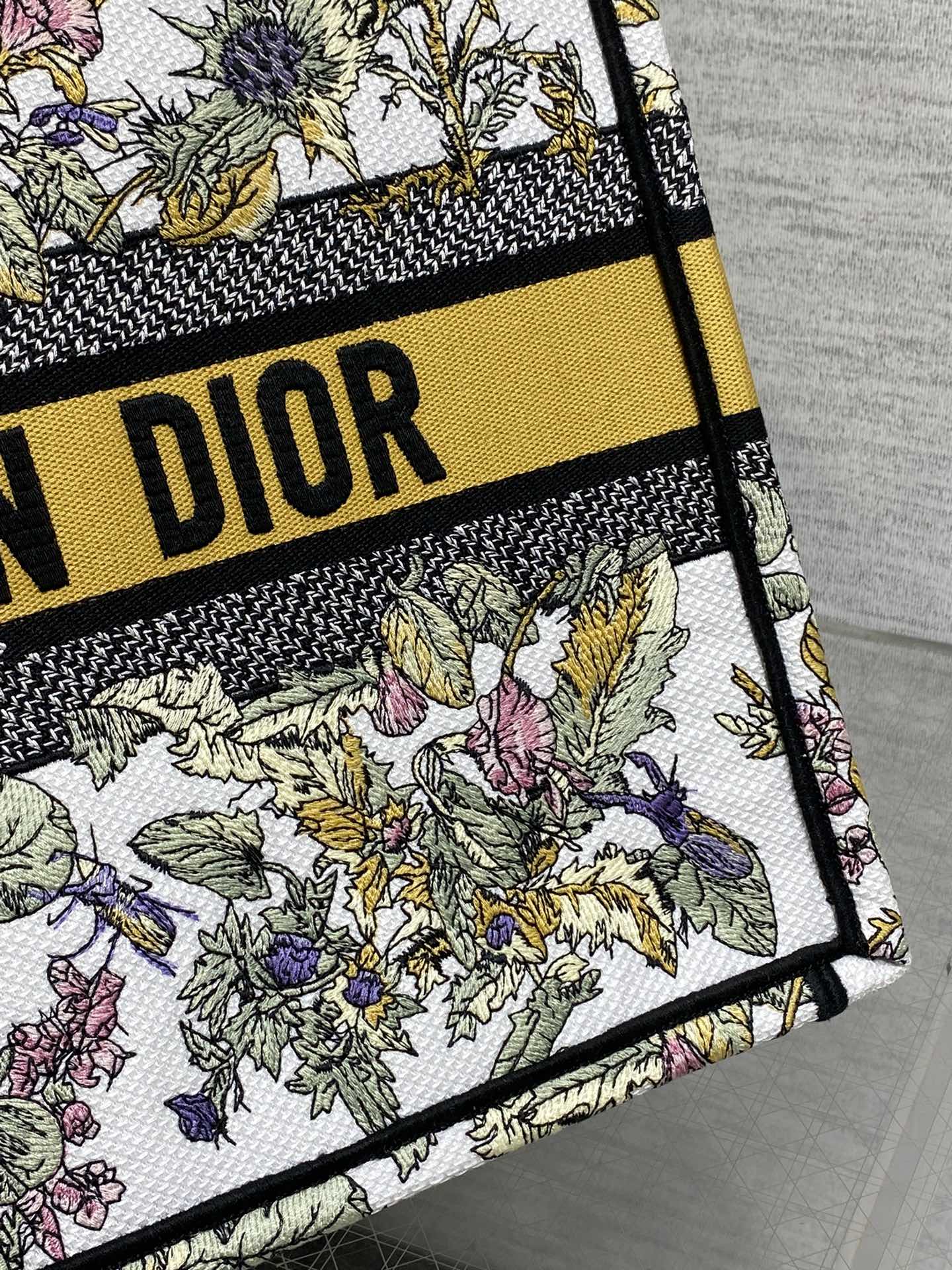 Diro Book Tote-36×16×27CM