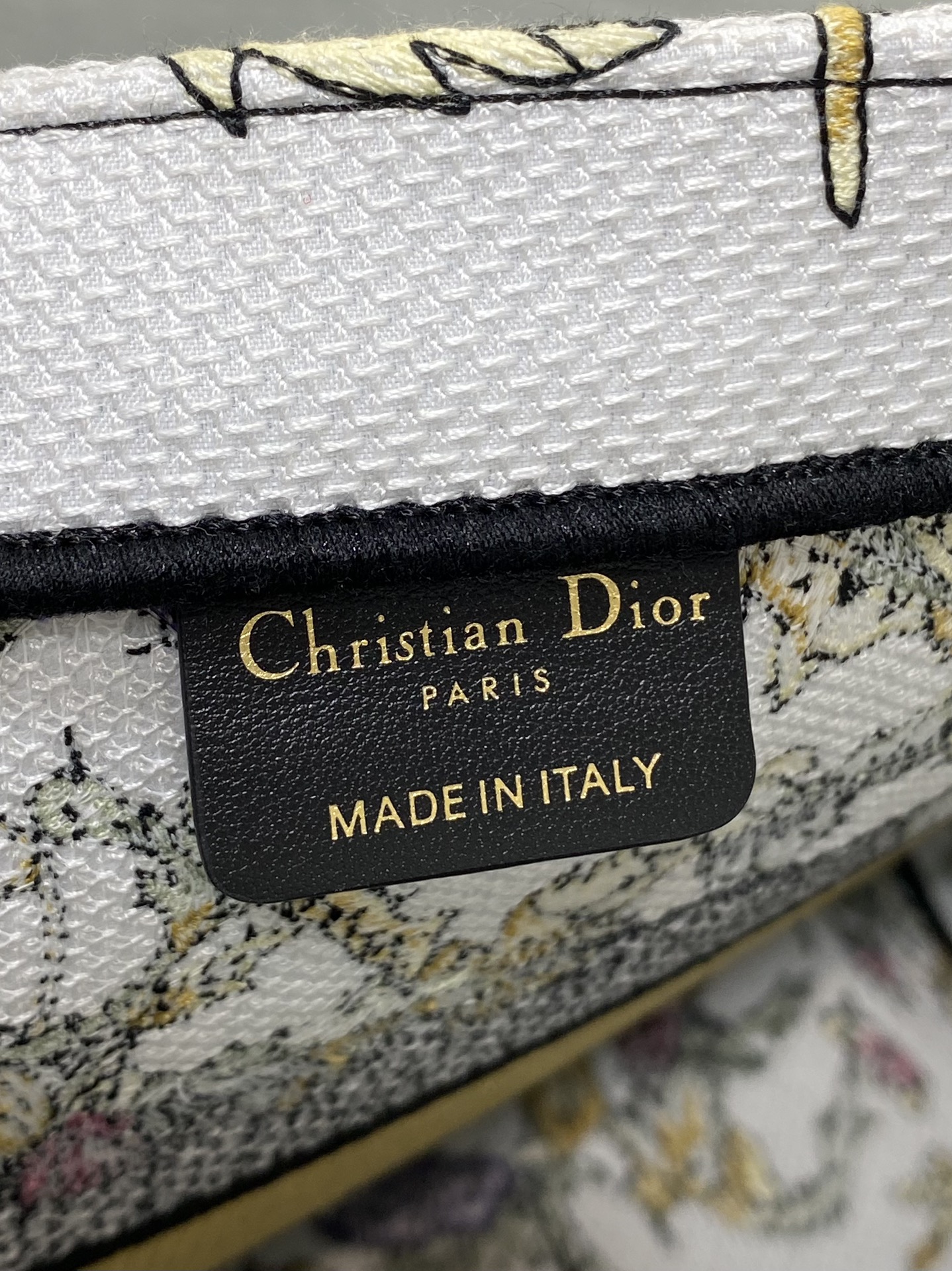 Diro Book Tote-36×16×27CM