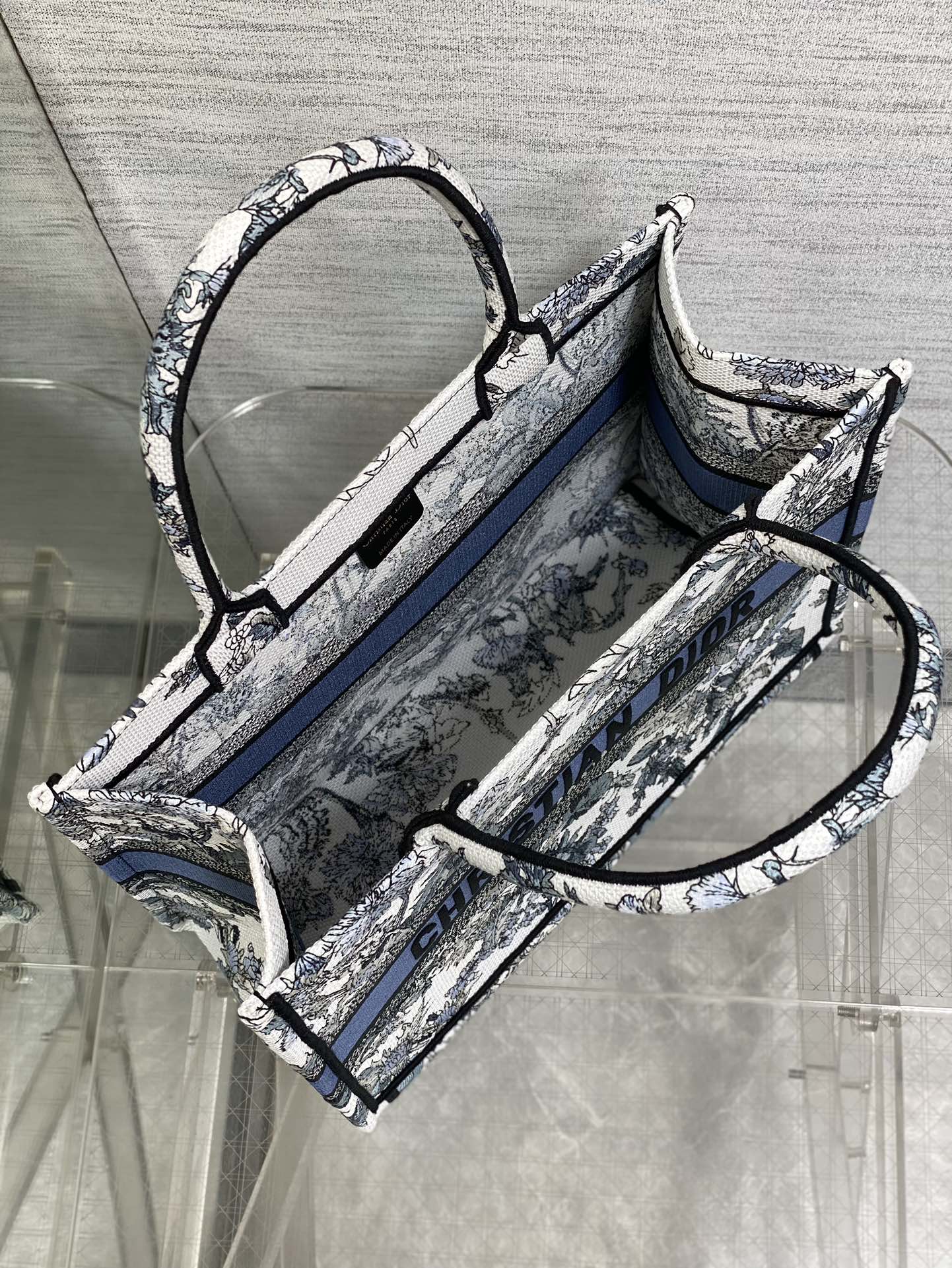 Diro Book Tote-36×16×27CM