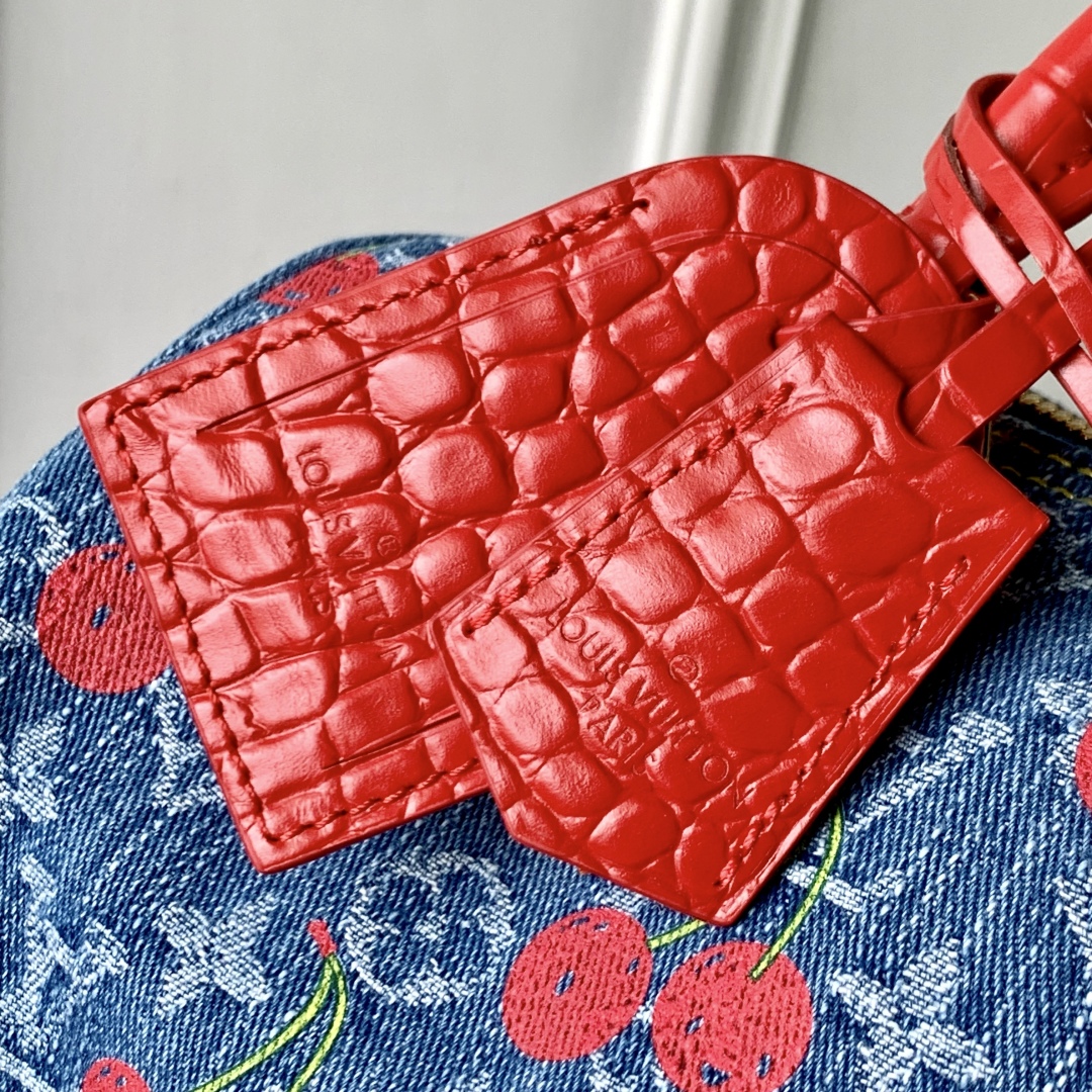 L0vis Vvtt0n Speedy Soft 30 Bag -21 x 17 x 30CM